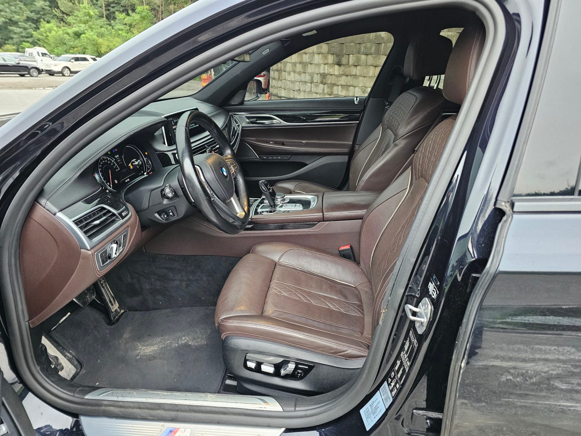 2018 BMW 7 Series (G11) 740d xDrive M Sport (S/N: 074042) 44