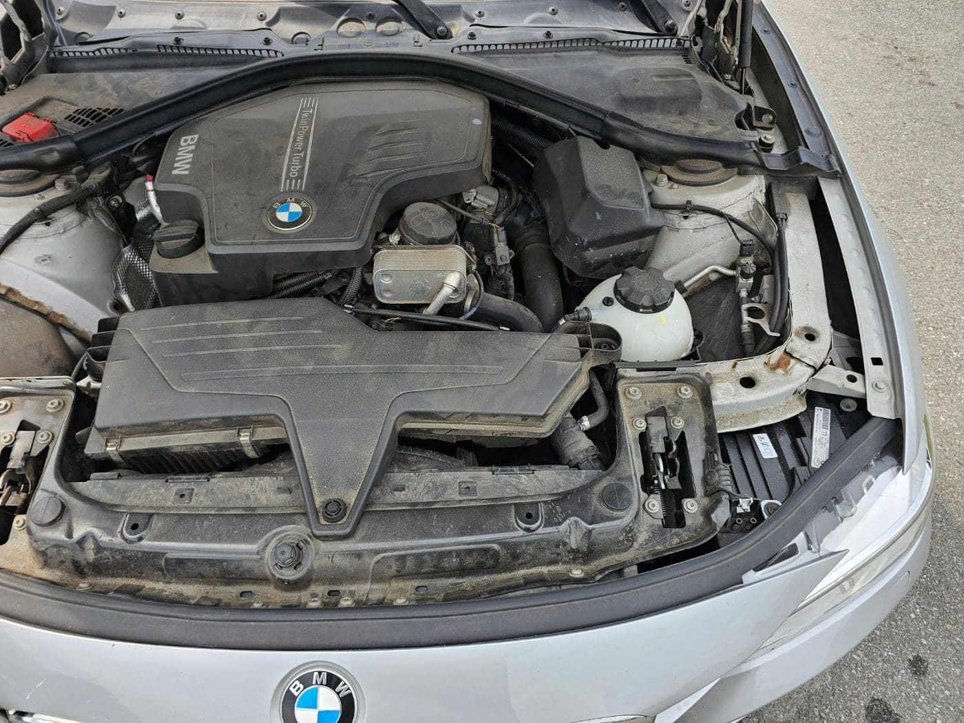 2014 BMW 3 Series (F30) 320i (S/N: 093911) 23