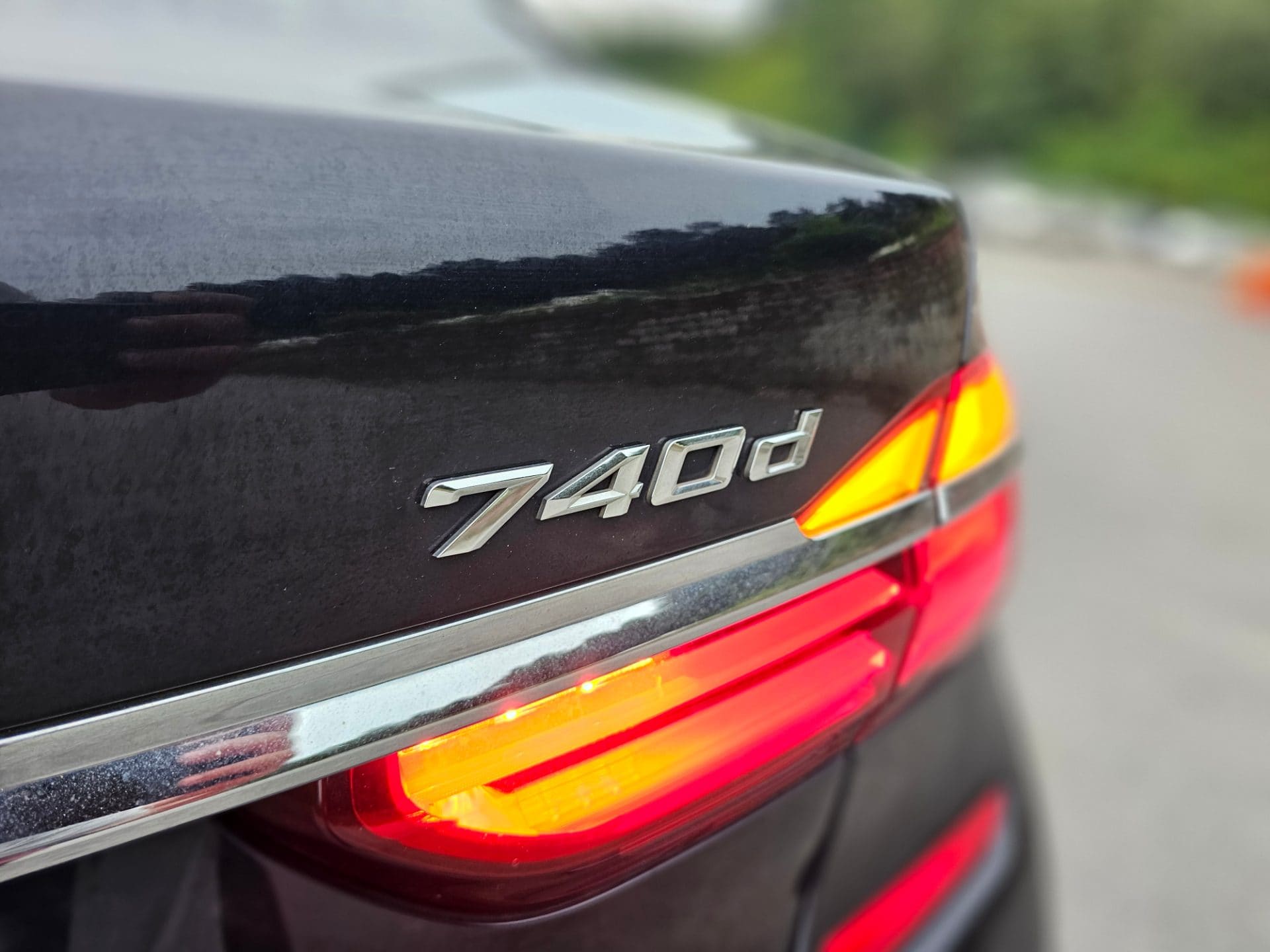 2018 BMW 7 Series (G11) 740d xDrive M Sport (S/N: 074042) 21