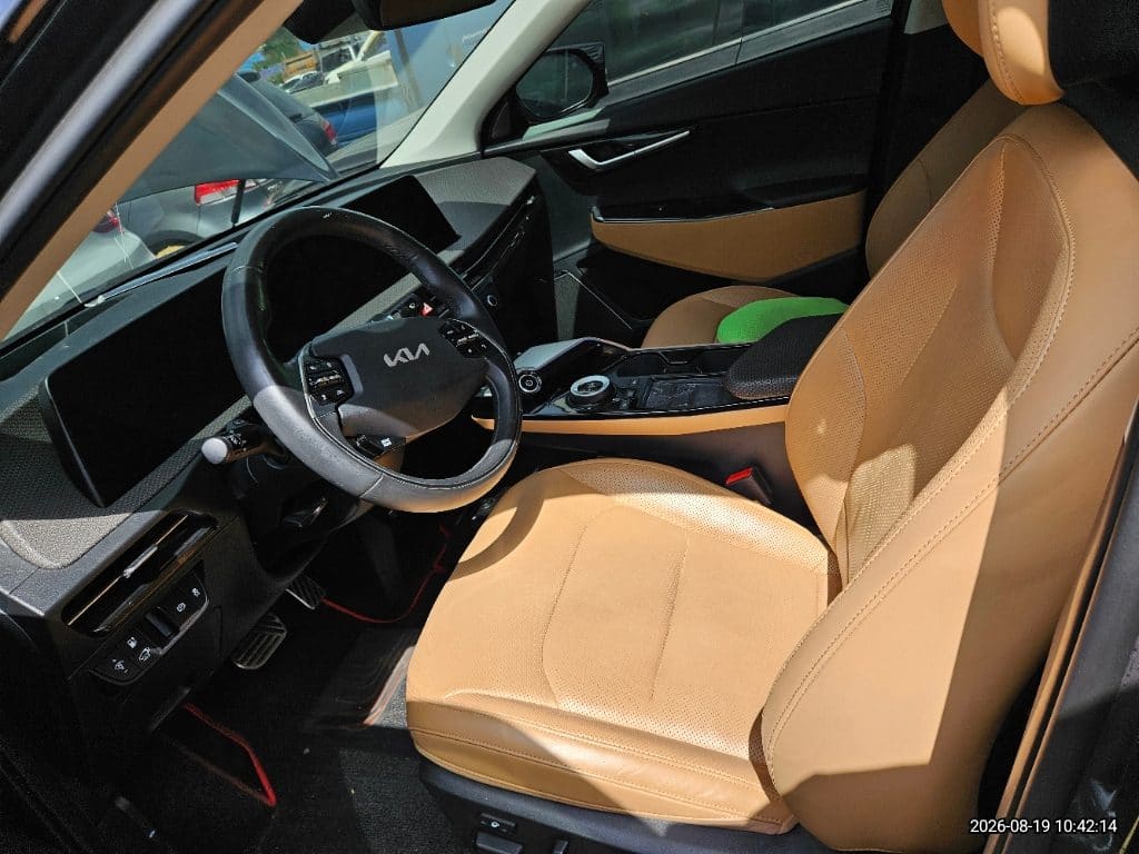 2022 Hyundai EV6 Long Range (010770) pre-producted 6