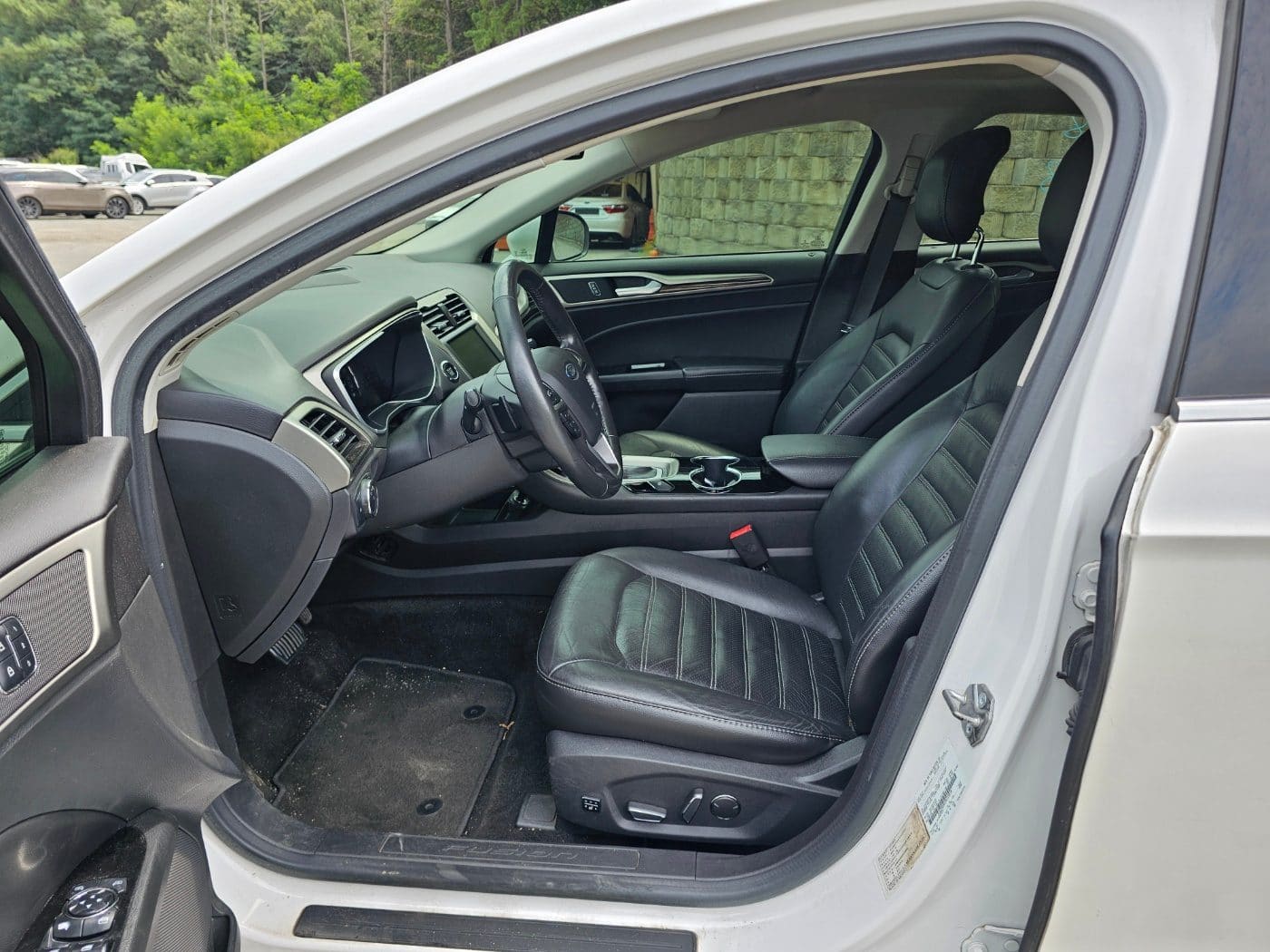 2015 Ford Fusion 2.0 SE (S/N: 155858) 39