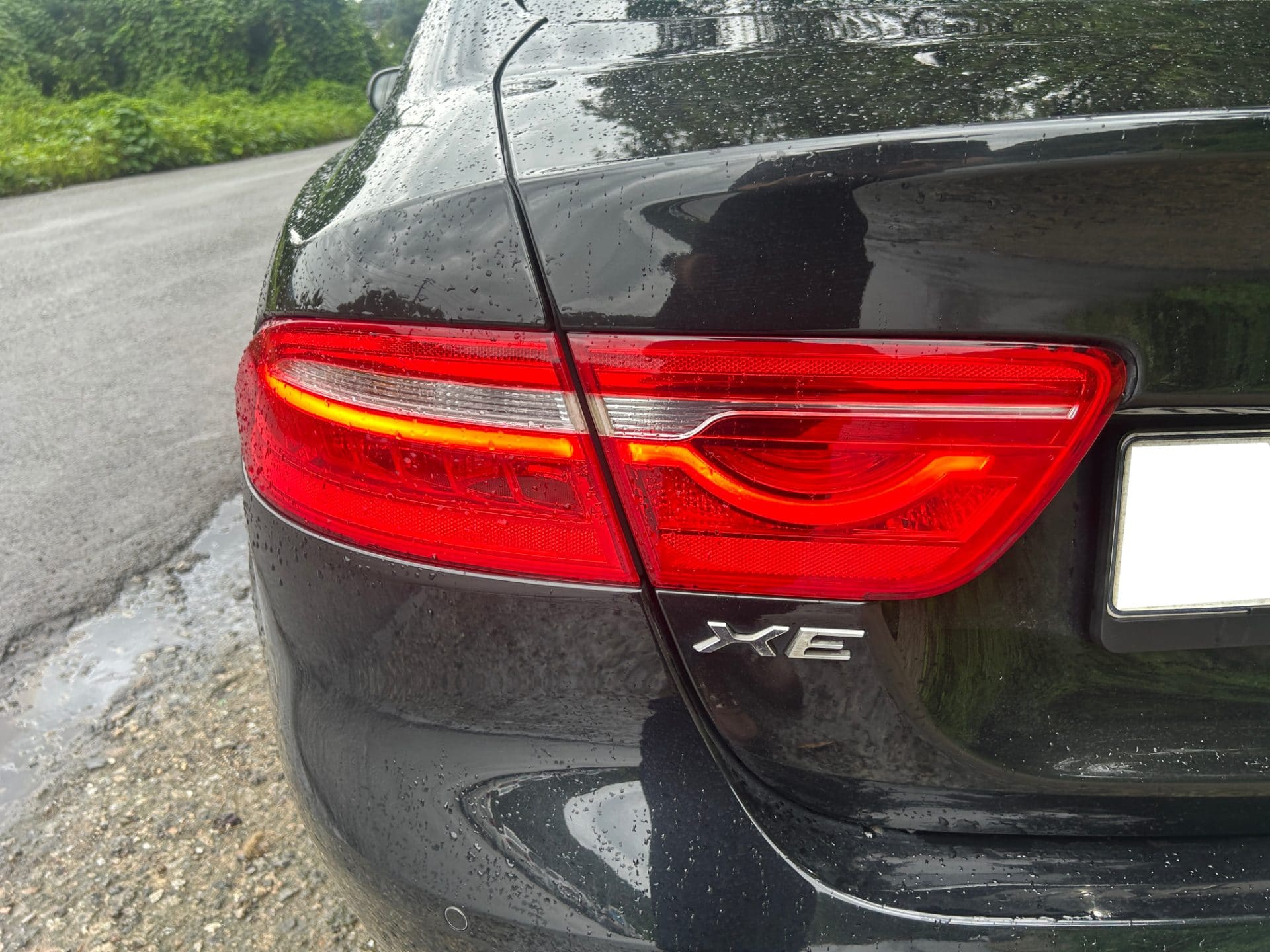 2018 Jaguar XE 2.0D (S/N: P24131) 10