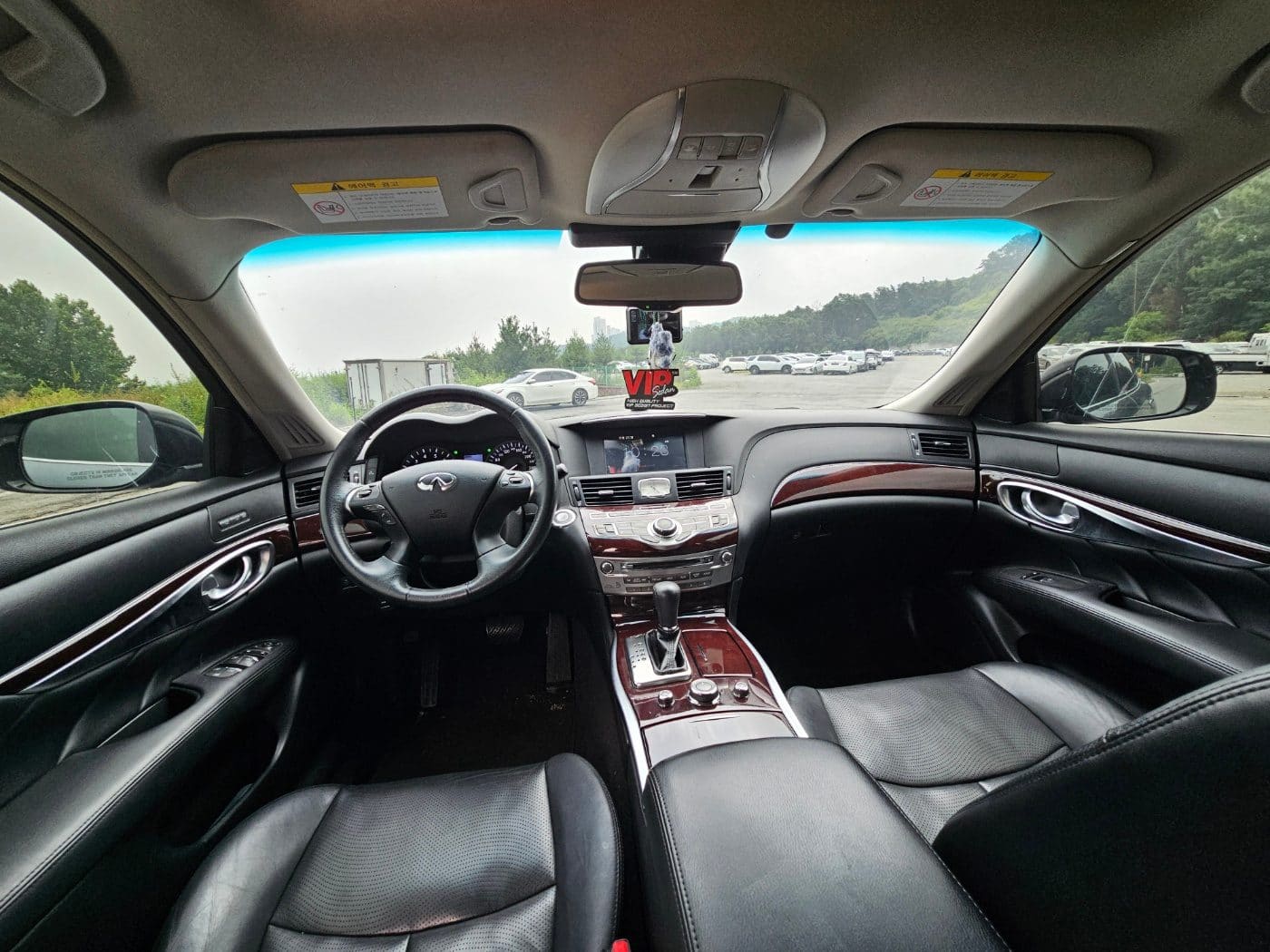 2016 Infiniti Q70 3.7 (S/N: 580214) 32