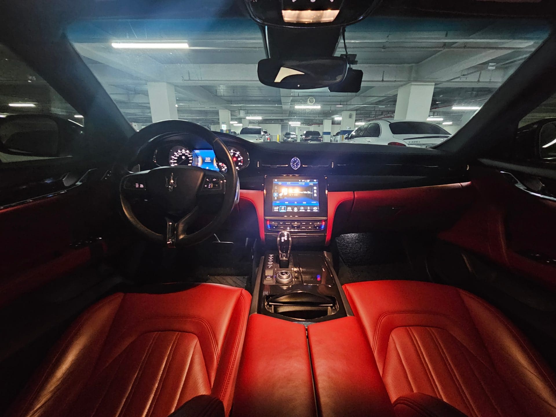 2018 Maserati Quattroporte S Q4 (S/N: 306262) 25