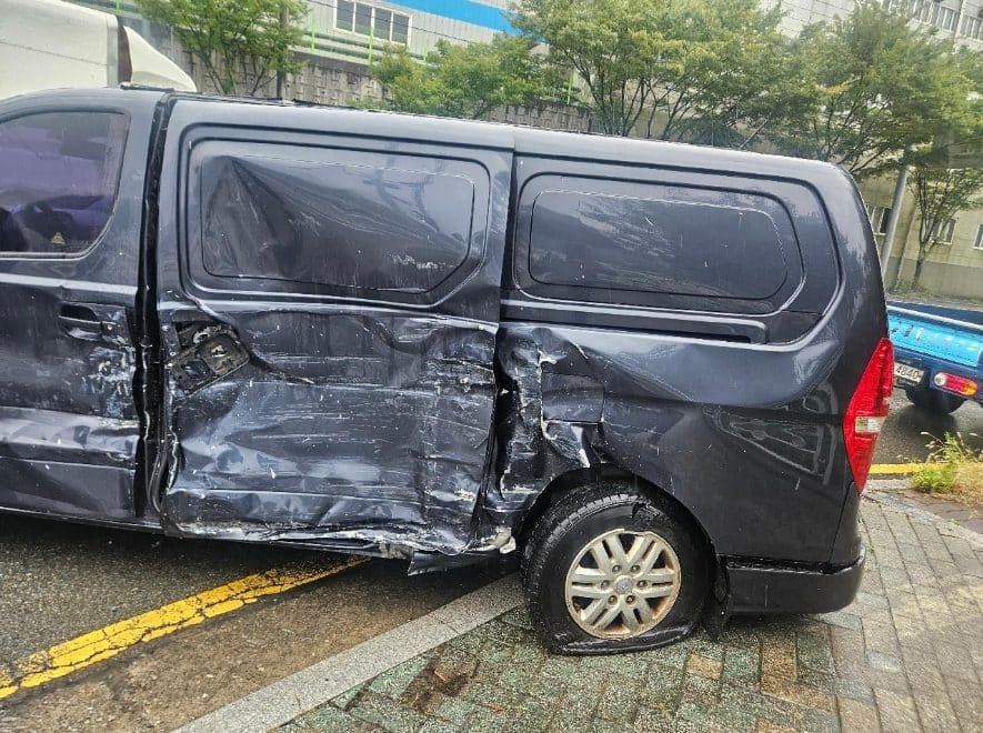 2017 Hyundai Grand Starex Van (894682) pre-producted 2