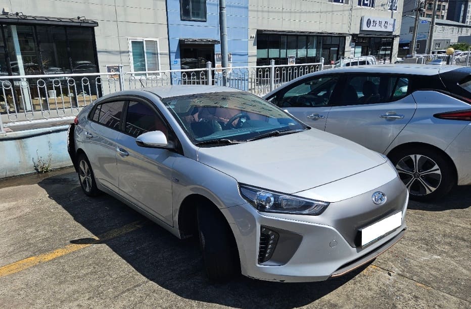 2018 Hyundai Ioniq Electric I (015391) pre-producted