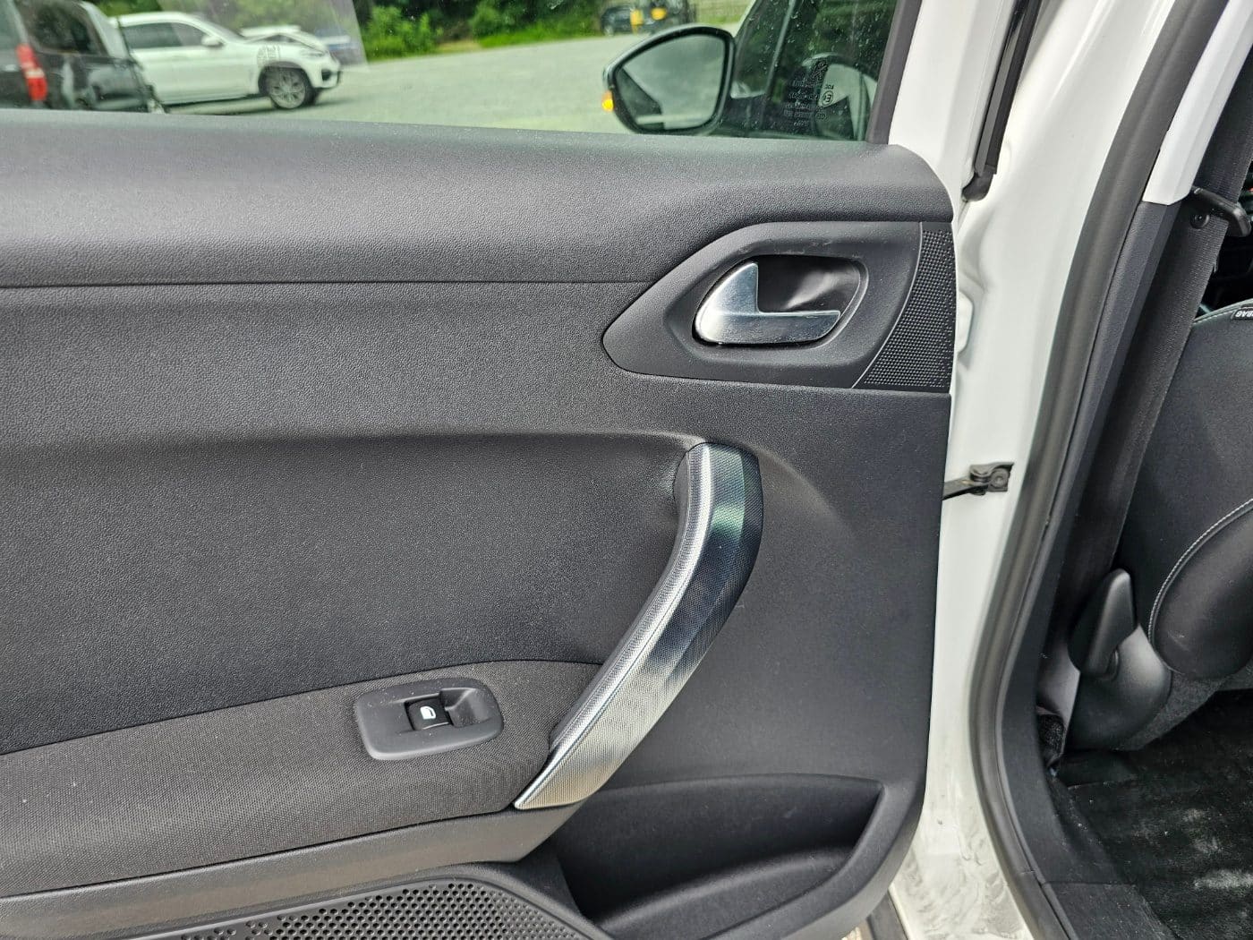 2015 Peugeot  2008 1.6 (S/N: 002491) 24