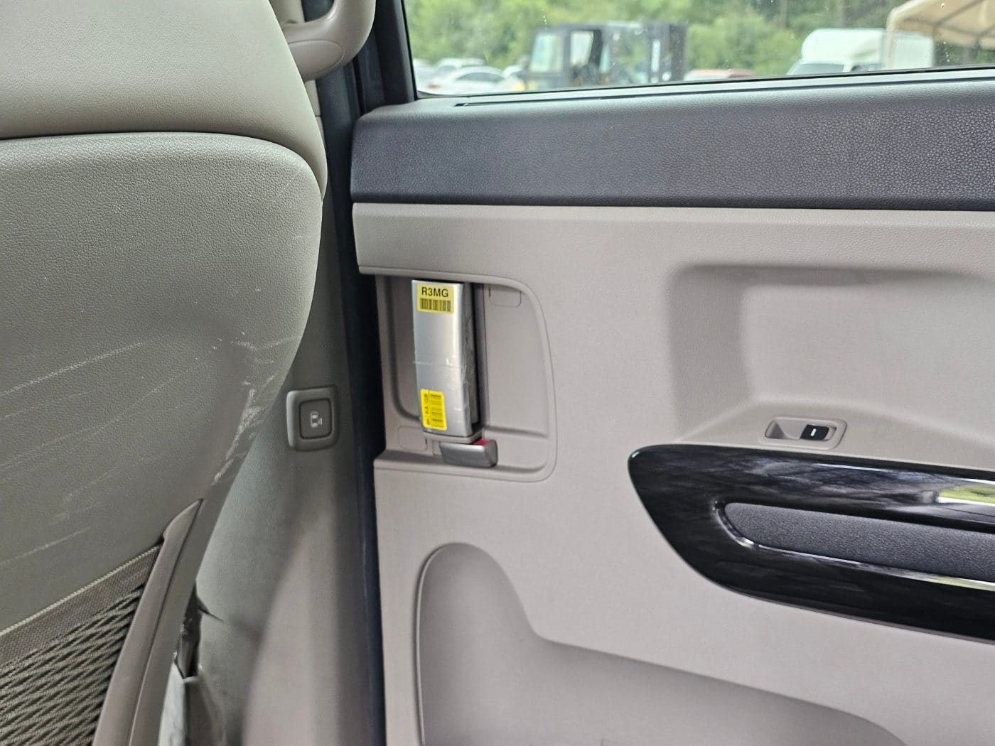 2016 Kia All New Carnival Diesel Limousine (S/N: 092376) 27