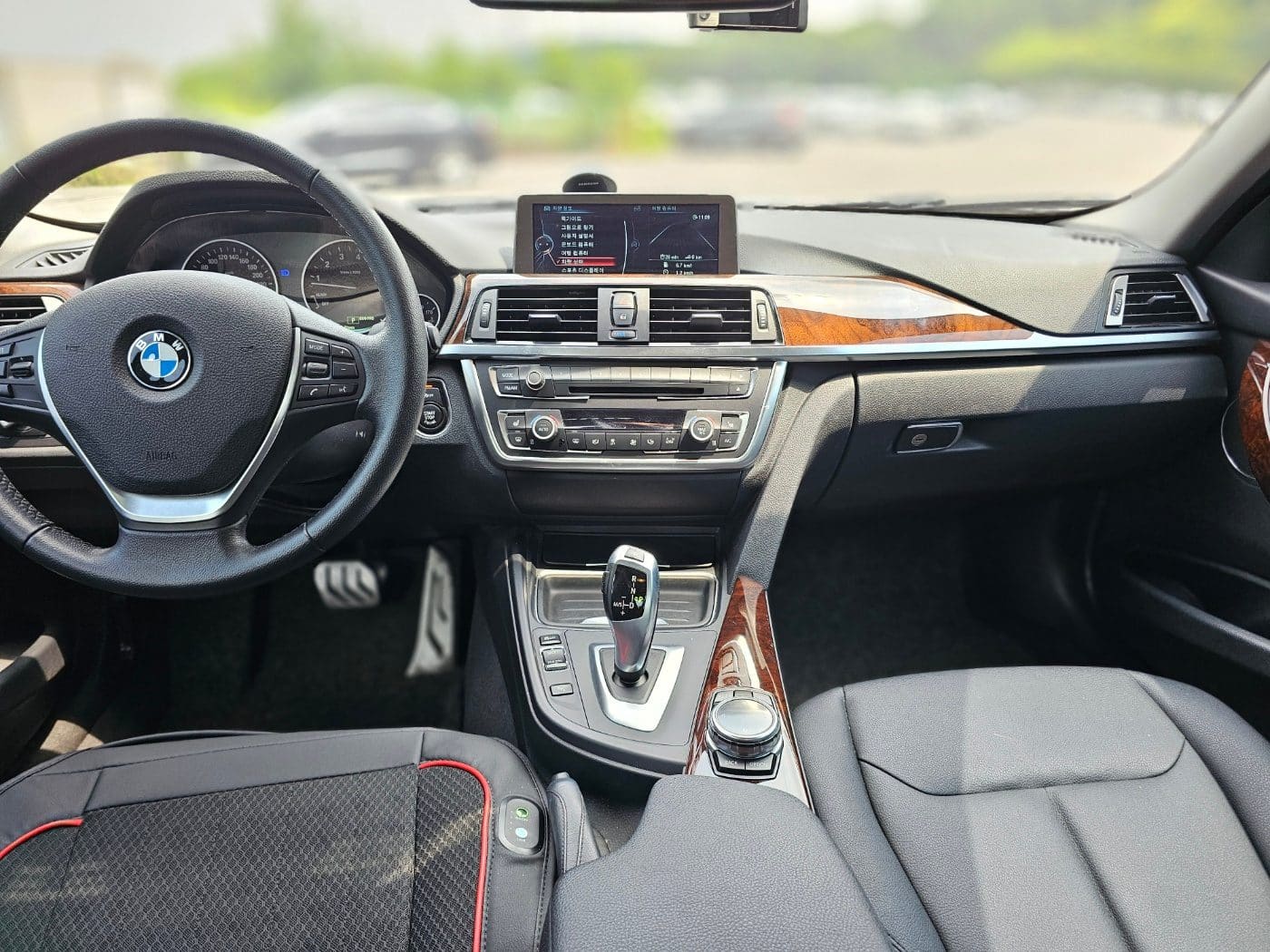 2014 BMW 3 Series (F30) 320i (S/N: 093911) 34