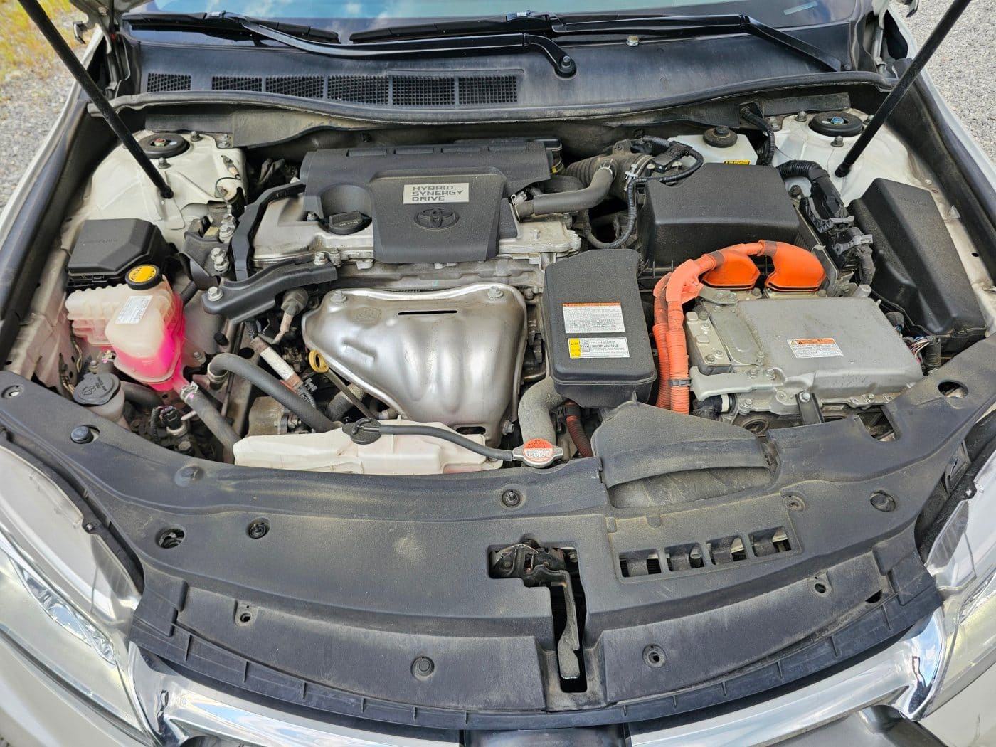 2016 Toyota New Camry Hybrid XLE (S/N: 186463) 25