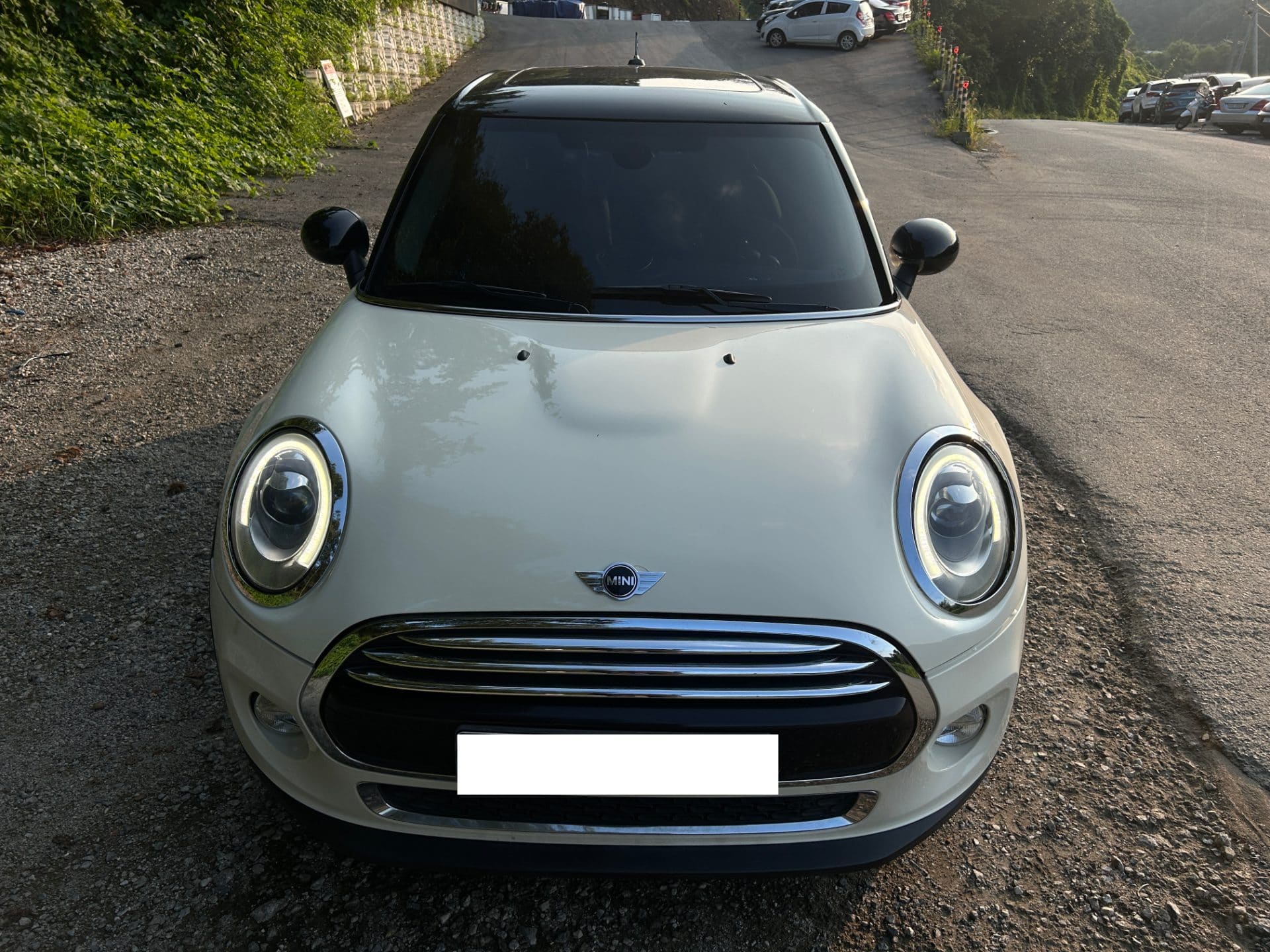 2015 Mini Cooper 5-door (S/N: B05592) 3