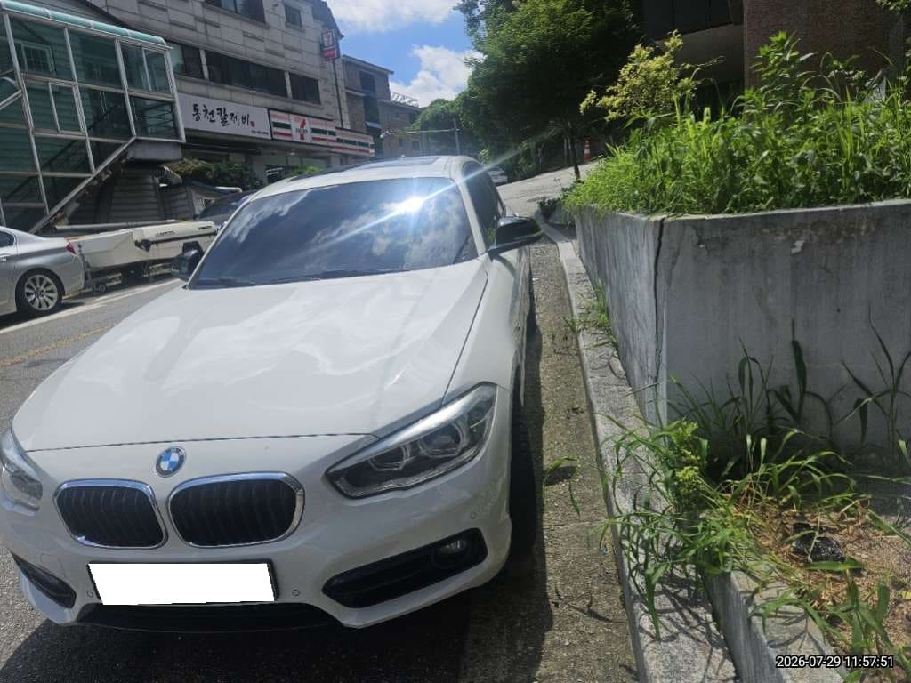 2016 BMW 1 Series (F20) 118d Sport (803918) pre-producted 5