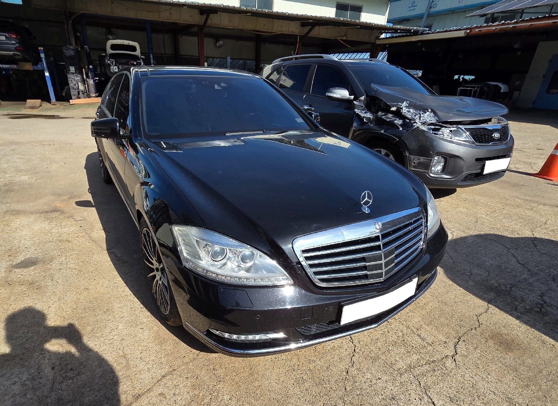 2011 Benz S-Class - W221 S500L (379538) pre-producted