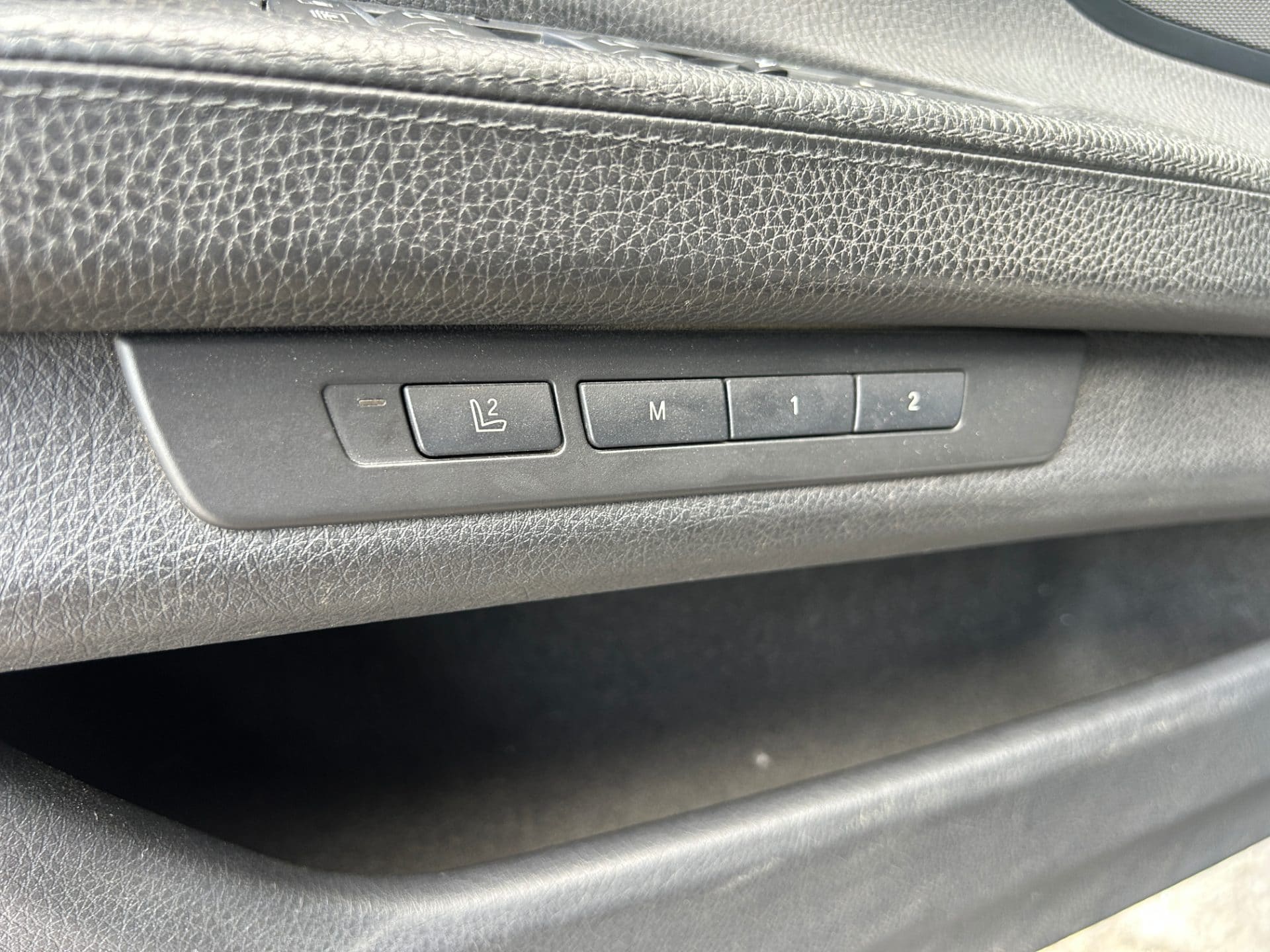 2010 BMW 7 Series (F01) 740 i (S/N: 367883) 41