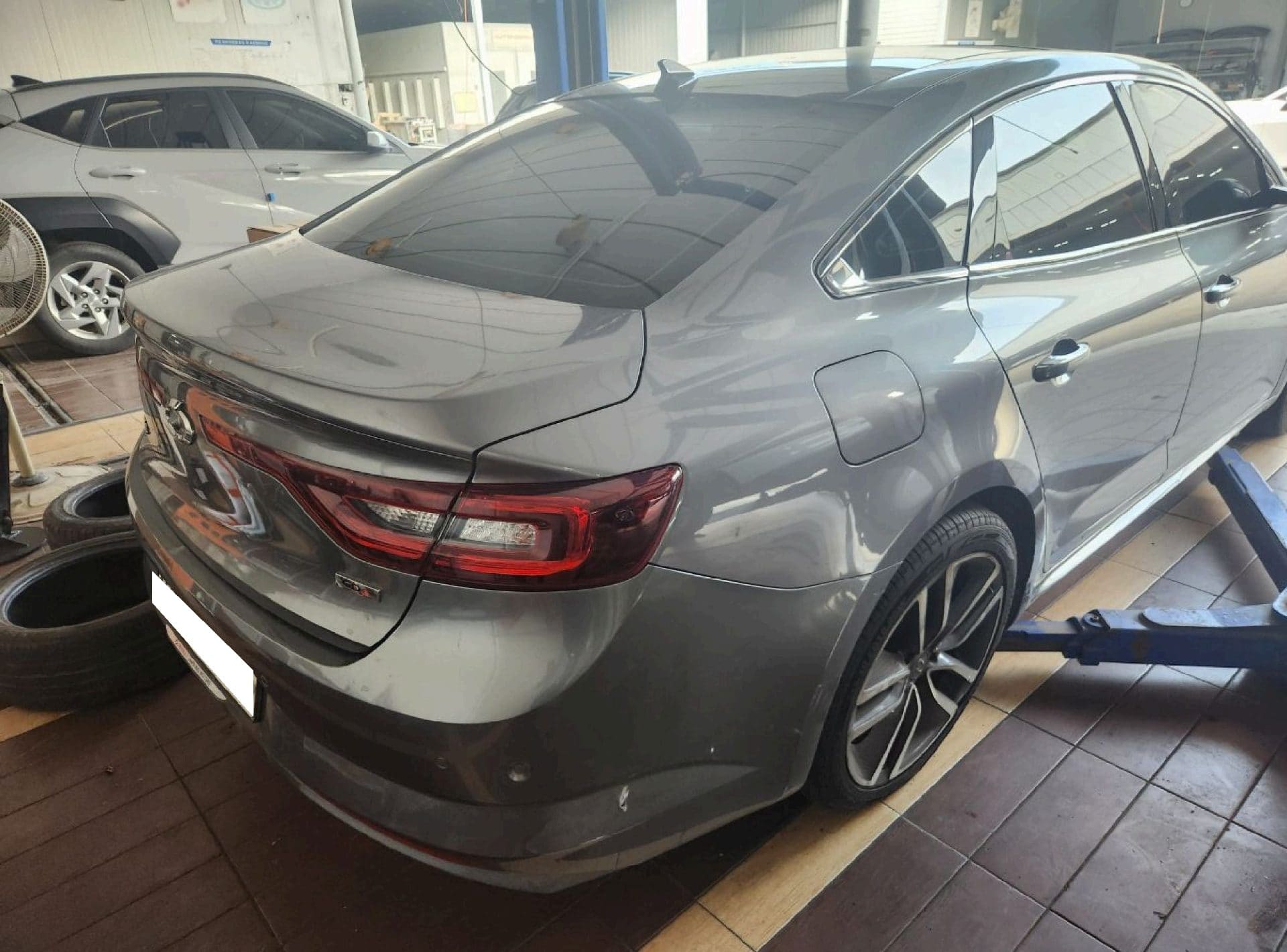 2016 Renault  SM6 Gasoline 2.0 (004849) pre-producted 3