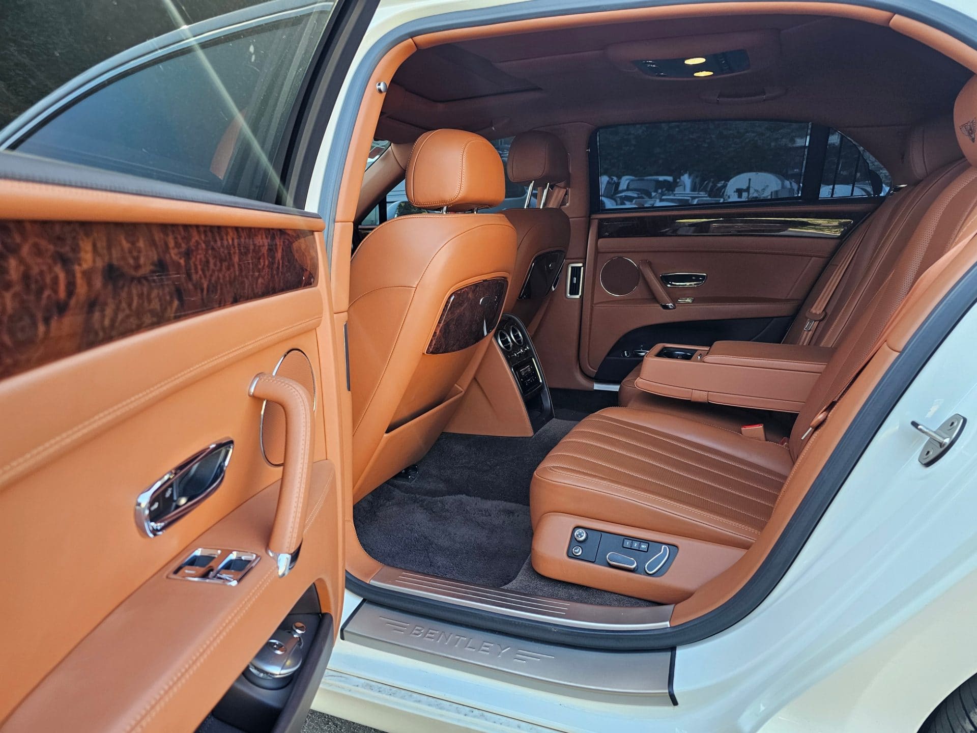 2016 Bentley Flying Spur 6.0 (S/N: 057561) 23