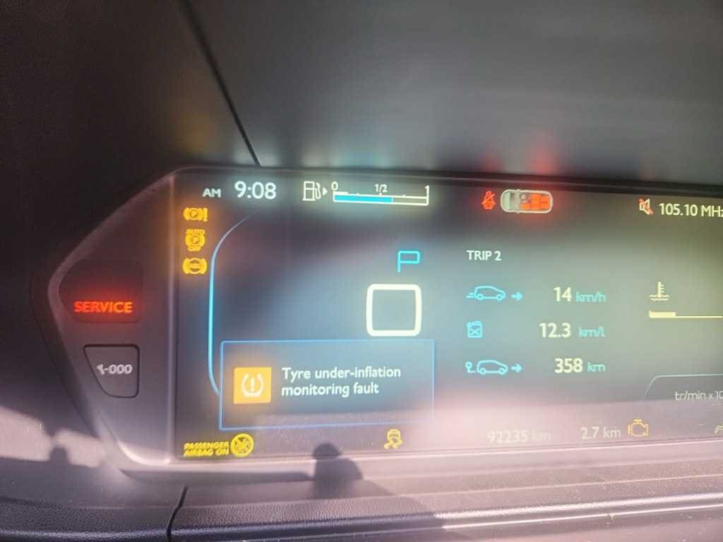 2016 Citroen Grand C4 Picasso 1.6 Intensive (518670) pre-producted 11