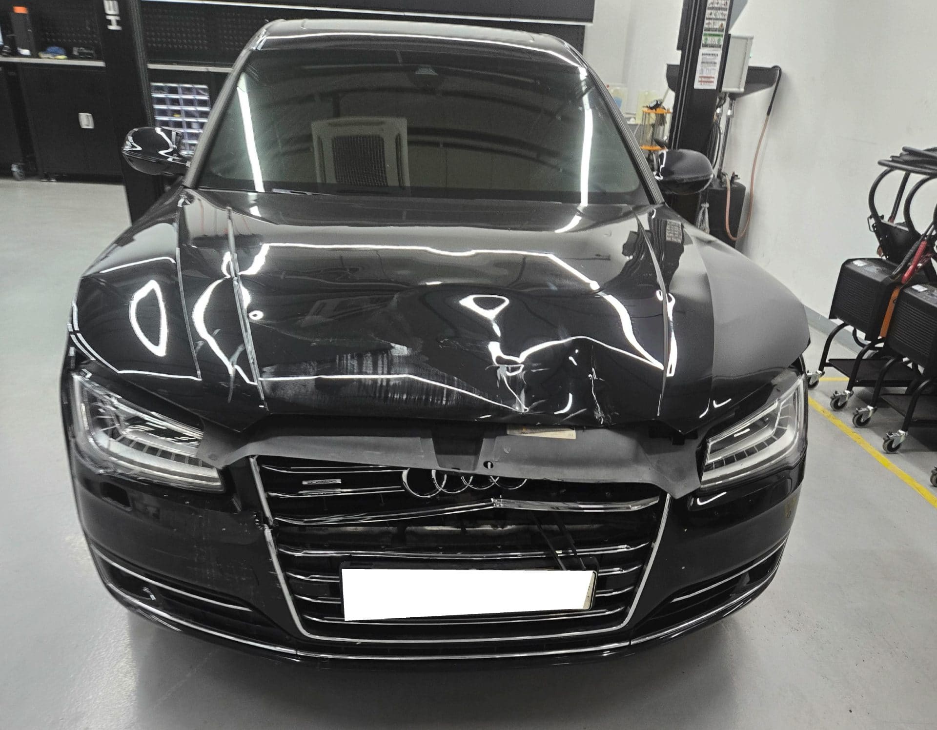 2015 Audi New A8 60 TFSI Quattro LWB (S/N: 005194) [RB Auction]