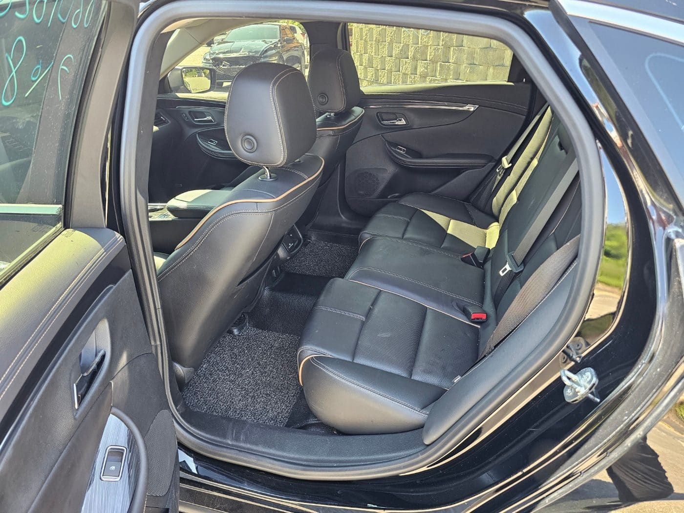 2017 Chevrolet Impala 2.5 LTZ (S/N: 184210) 26