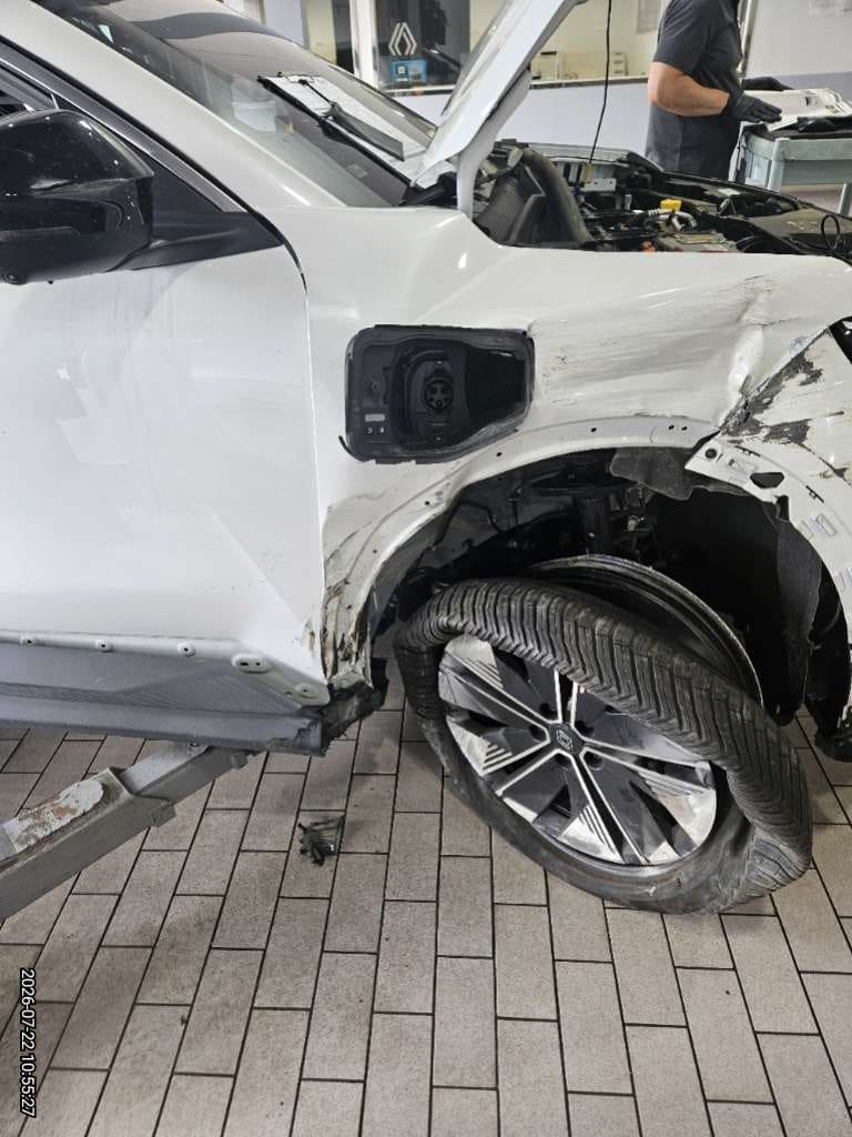 2026 Renault SCENIC E-TECH techno (282548) pre-producted 4