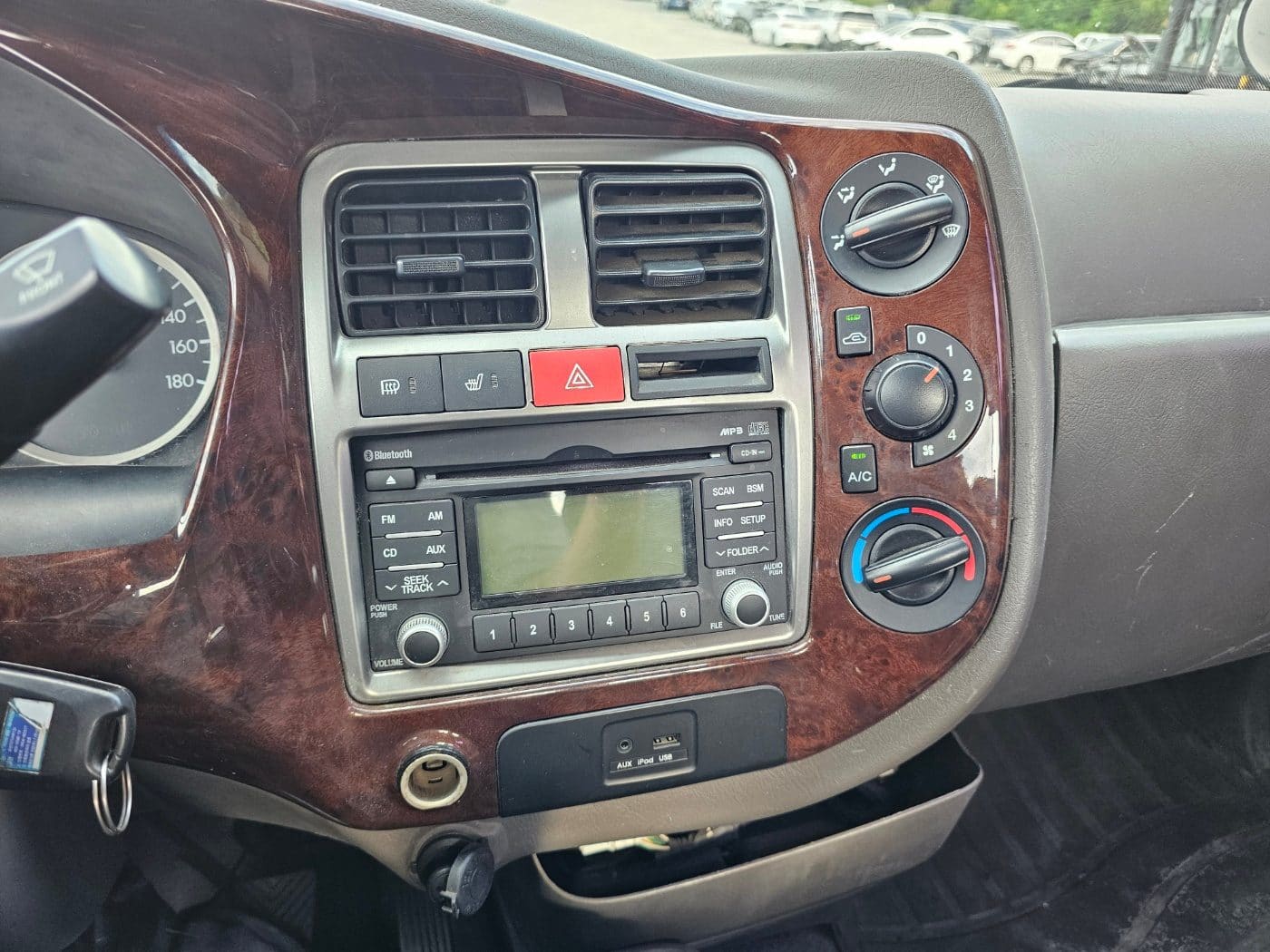 2012 Hyundai Porter 2 1.0-ton Super Cab (CRDi) (S/N: 891245) 25