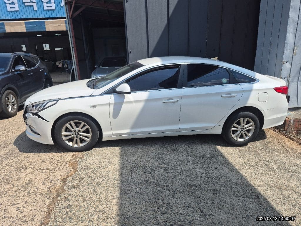 2015 Hyundai LF Sonata LPI (109556) pre-producted 6