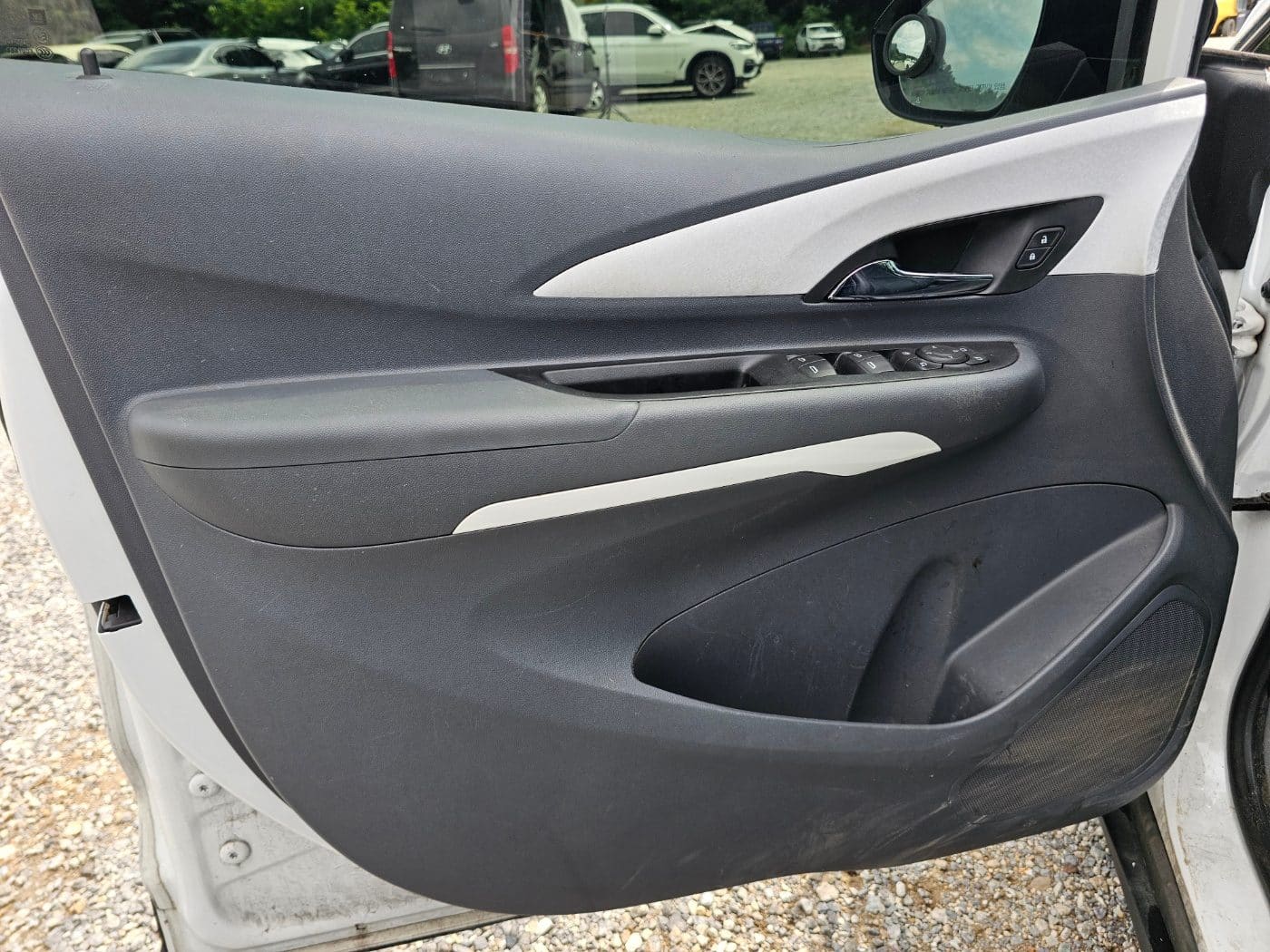 2018 Chevrolet Bolt EV EV Premier (S/N: 129093) 32