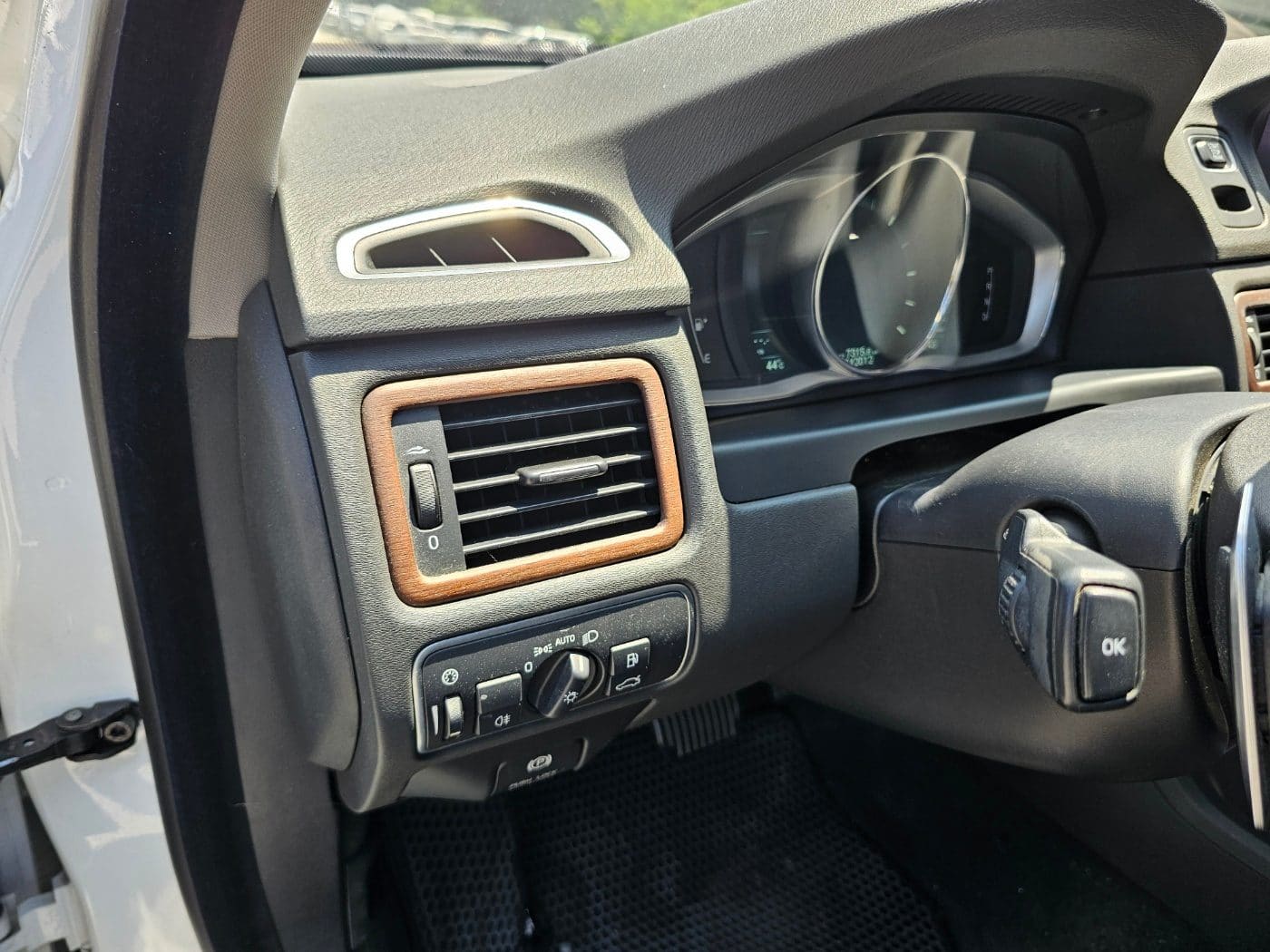 2015 Volvo S80 D2 (S/N: 186276) 39