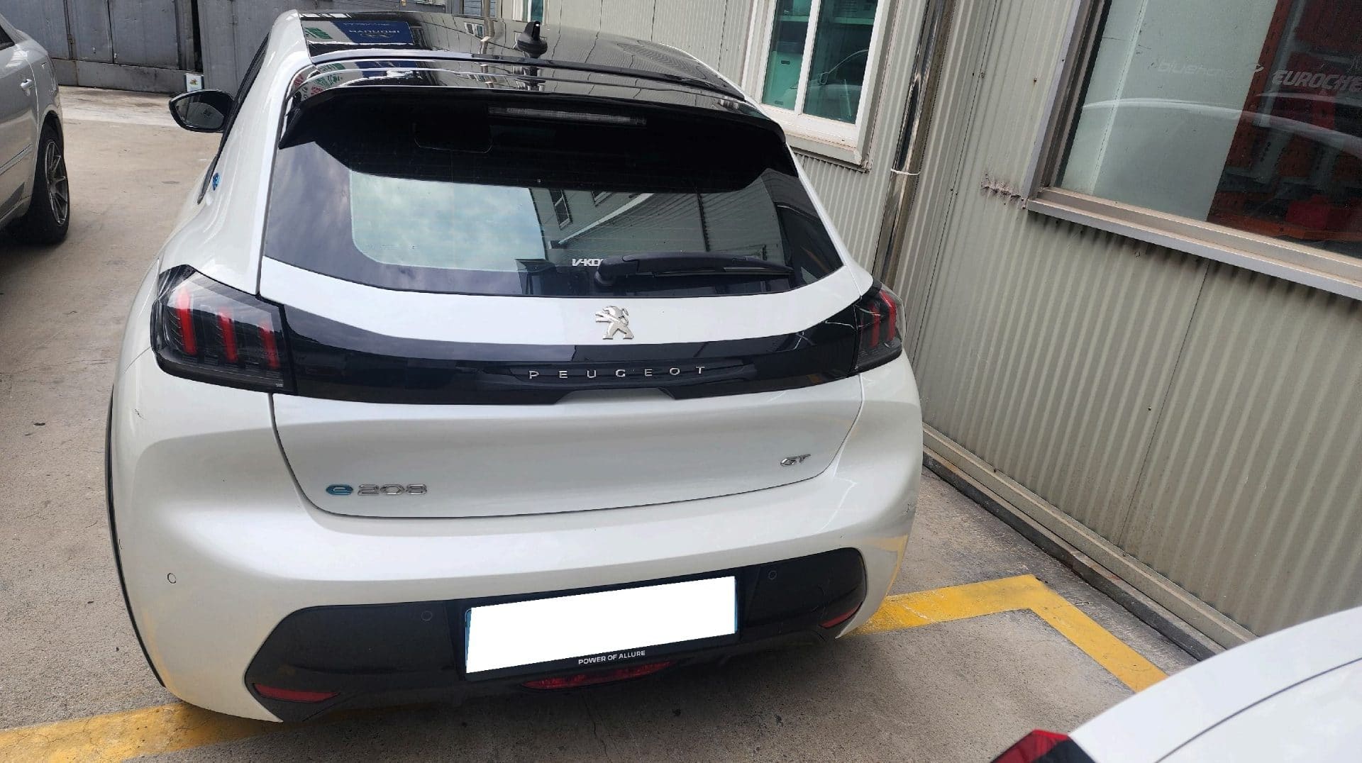 2022 Peugeot e-208 (042155) pre-producted 2