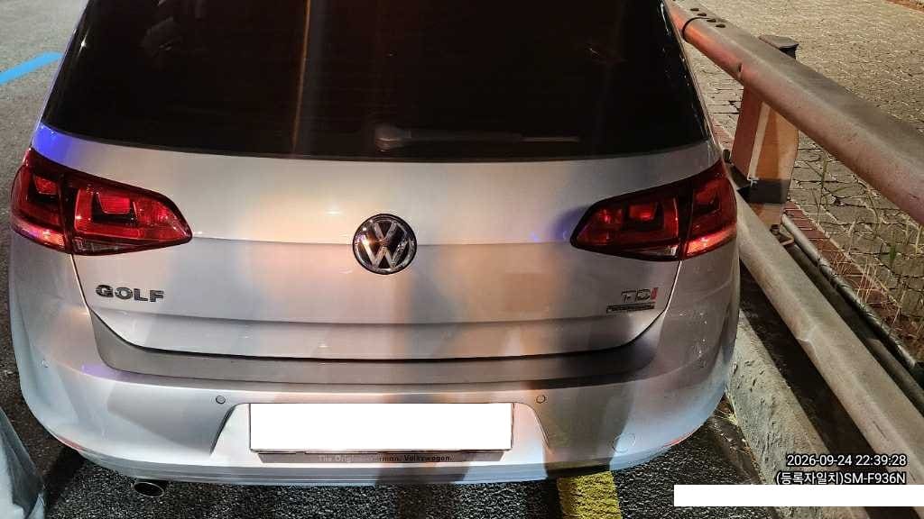 2015 Volkswagen Golf Mk7 1.6 TDI (011554) pre-producted 2