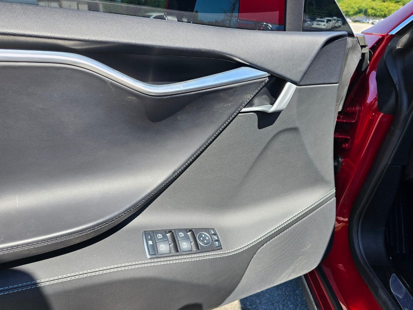 2014 Tesla Model S Performance (S/N: P63705) 36