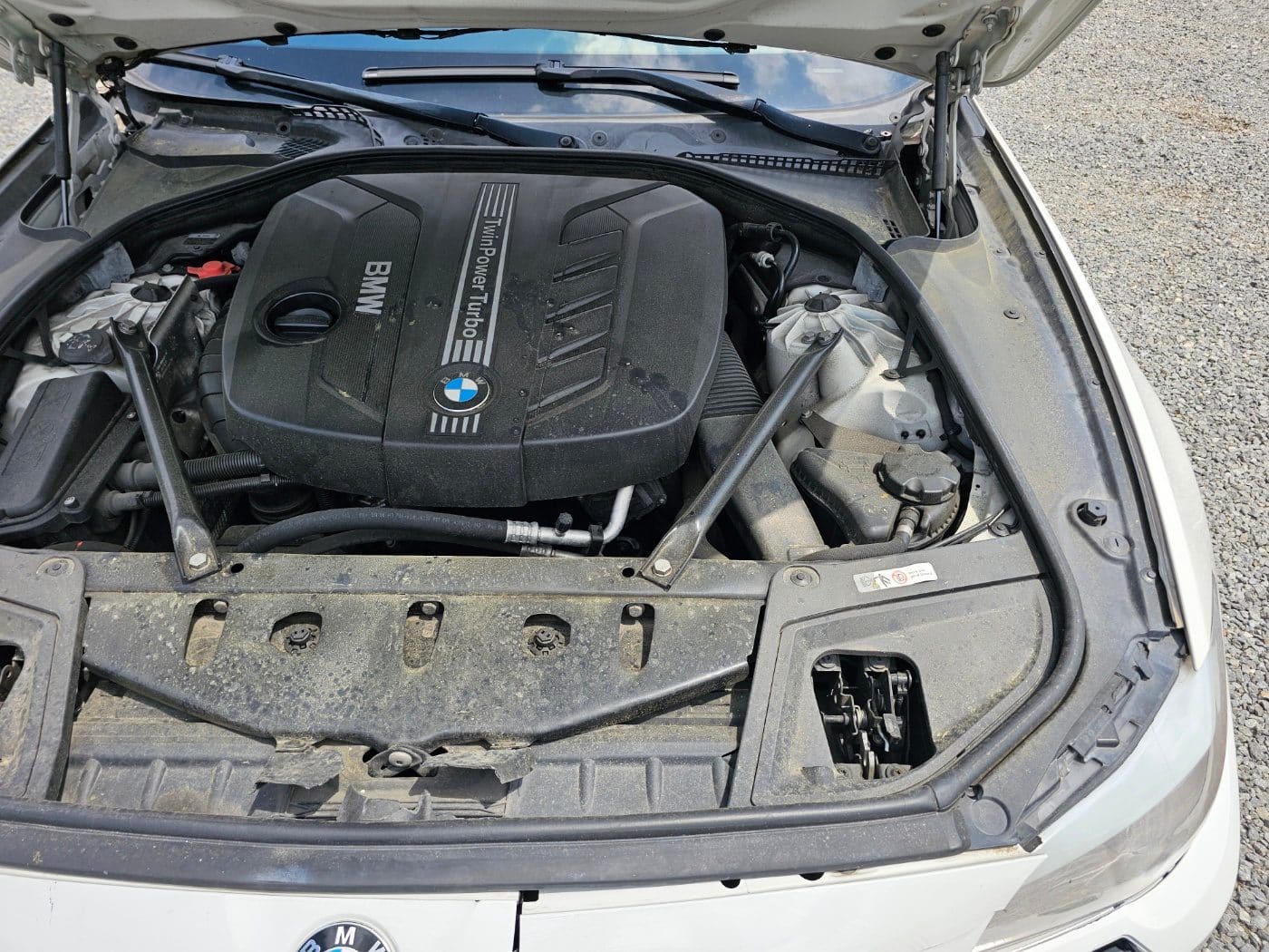 2013 BMW  5 Series (F10) 520d (S/N: Y57947) 23