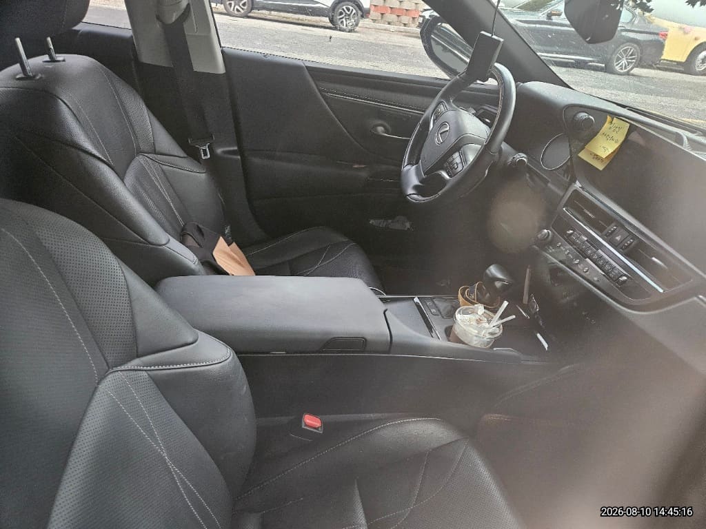 2023 Lexus  ES300h 7th Gen (015028) pre-producted 5