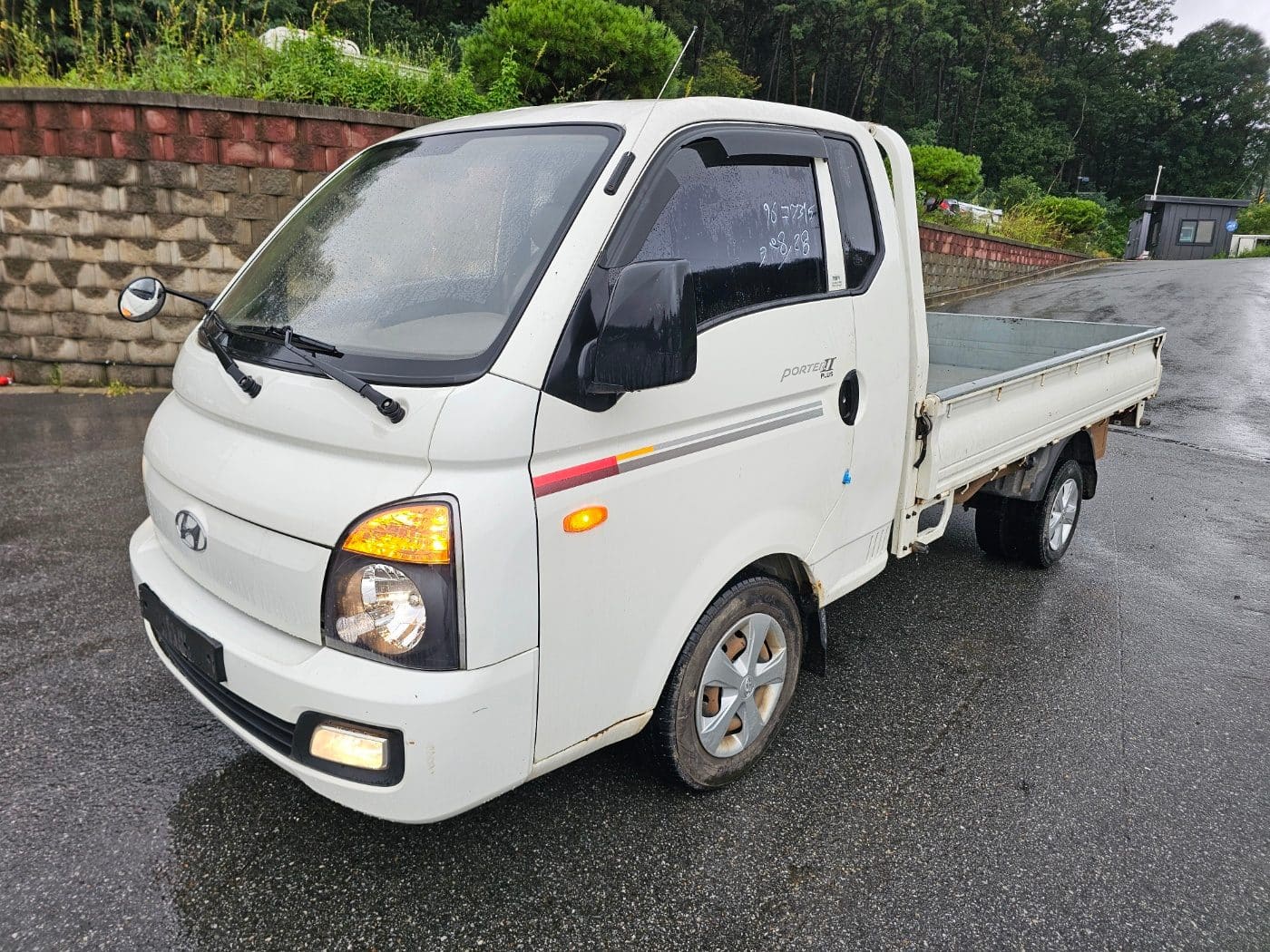 2013 Hyundai Porter 2 1.0-ton Super Cab (CRDi) (S/N: 920599)