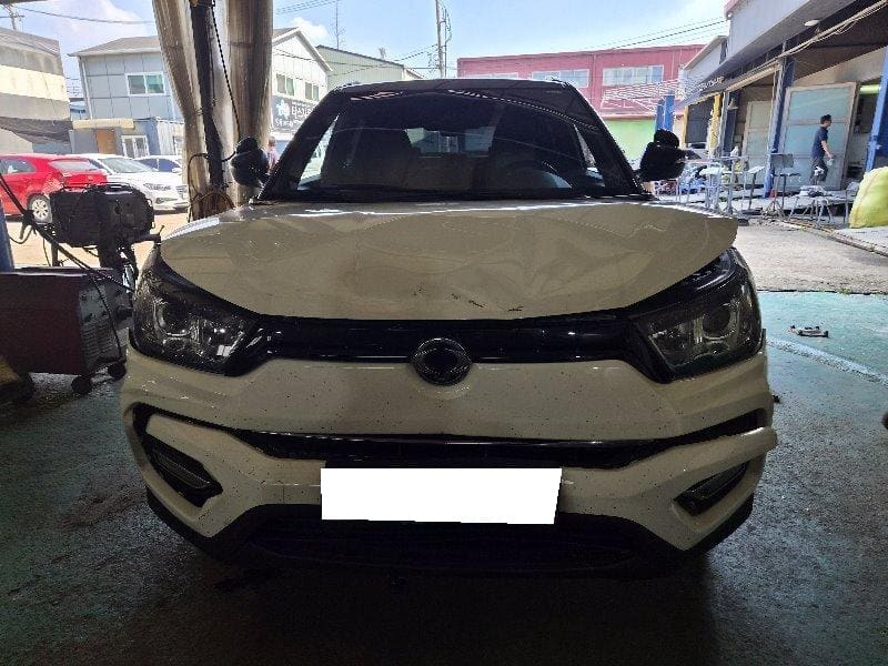 2019 KGM Tivoli Armor 2WD (279663) pre-producted 3