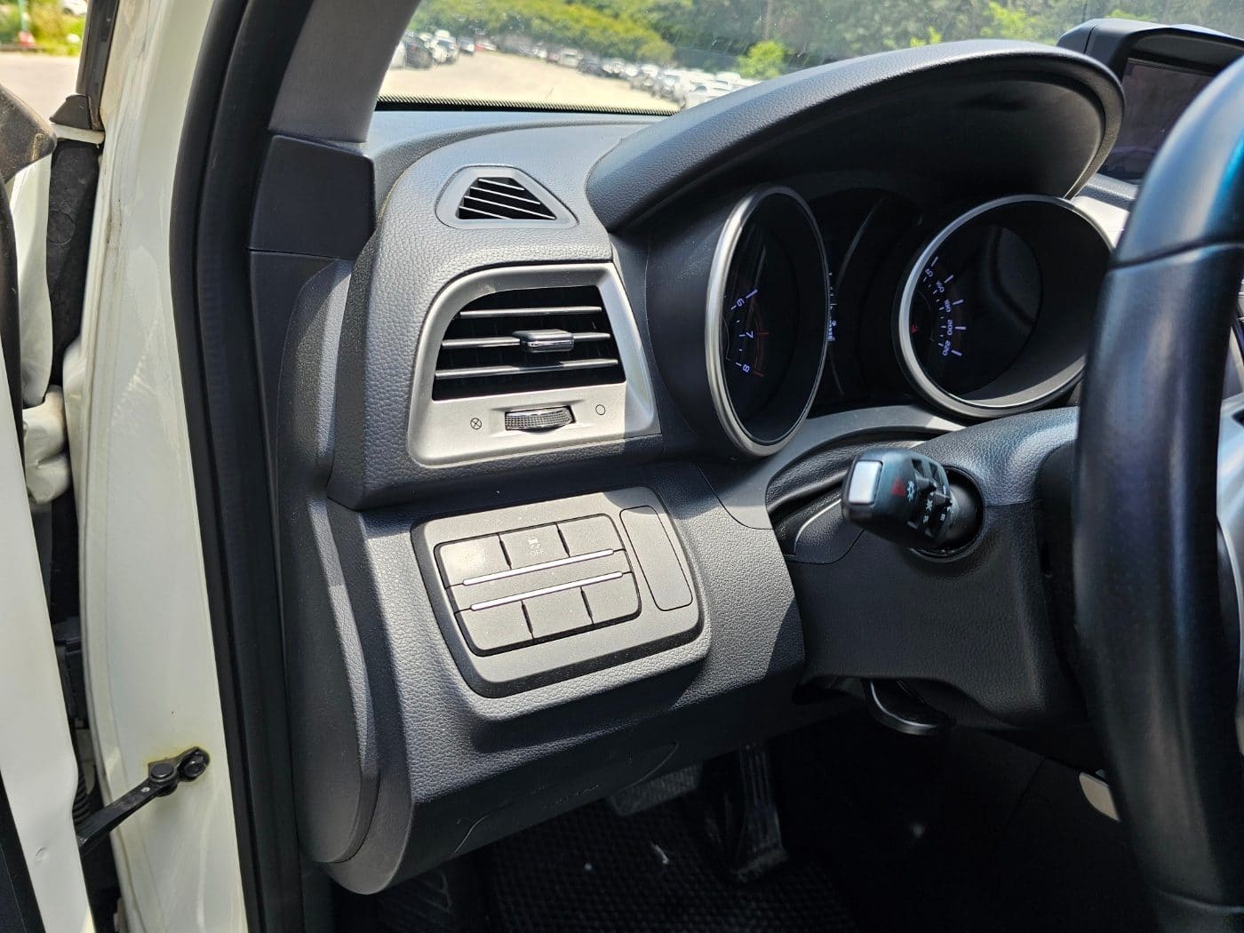 2016 KGM Tivoli Gasoline 2WD 1.6 (S/N: 036953) 31