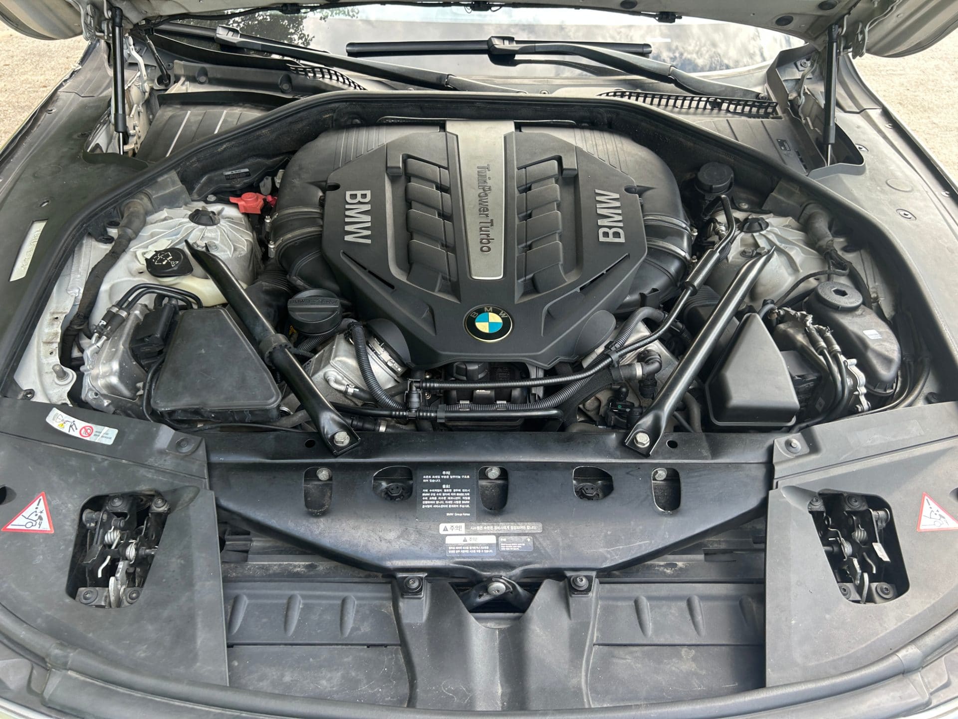 2014 BMW 7 Series (F01) 750 Li xDrive (S/N: 185185) 18