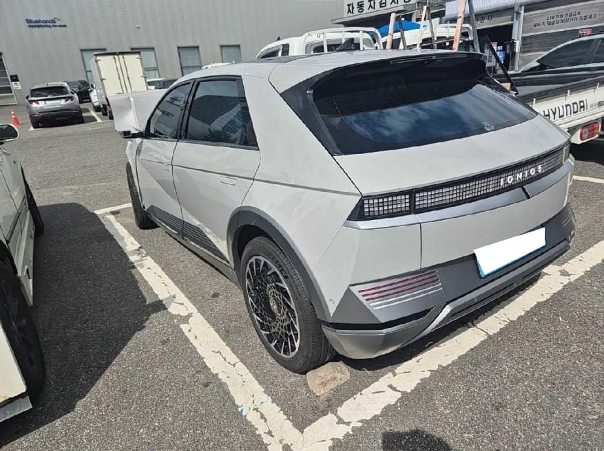 2024 Hyundai Ioniq 5 Long Range 4WD (S/N: 256379) [RB Auction]