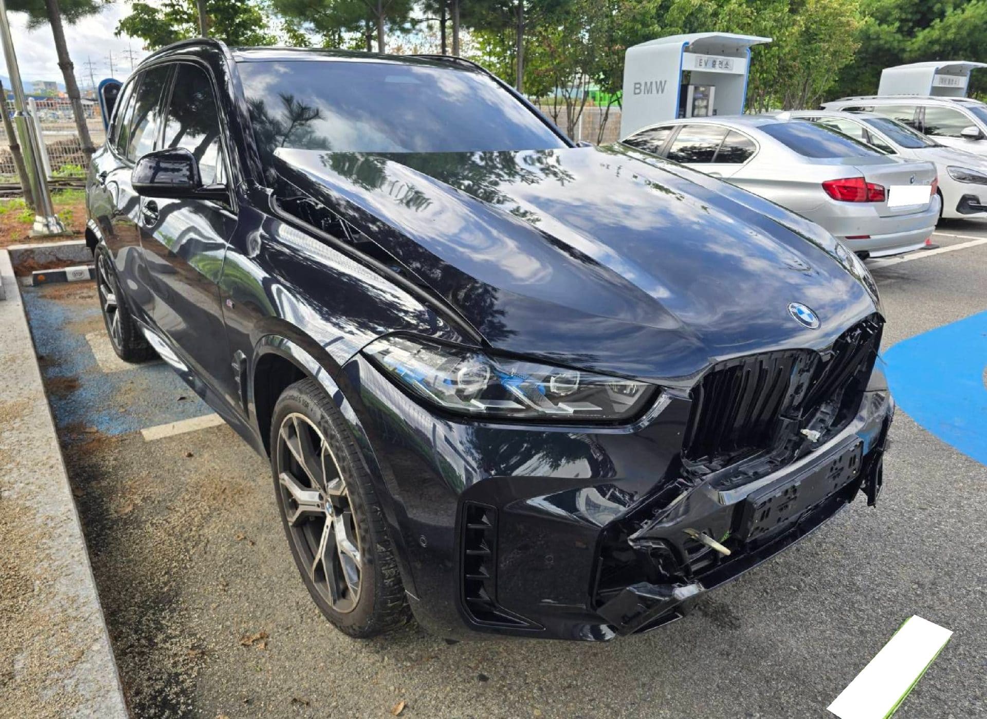 2024 BMW X5 (G05) xDrive 40i M Sport (S/N: V94524) [RB Auction]