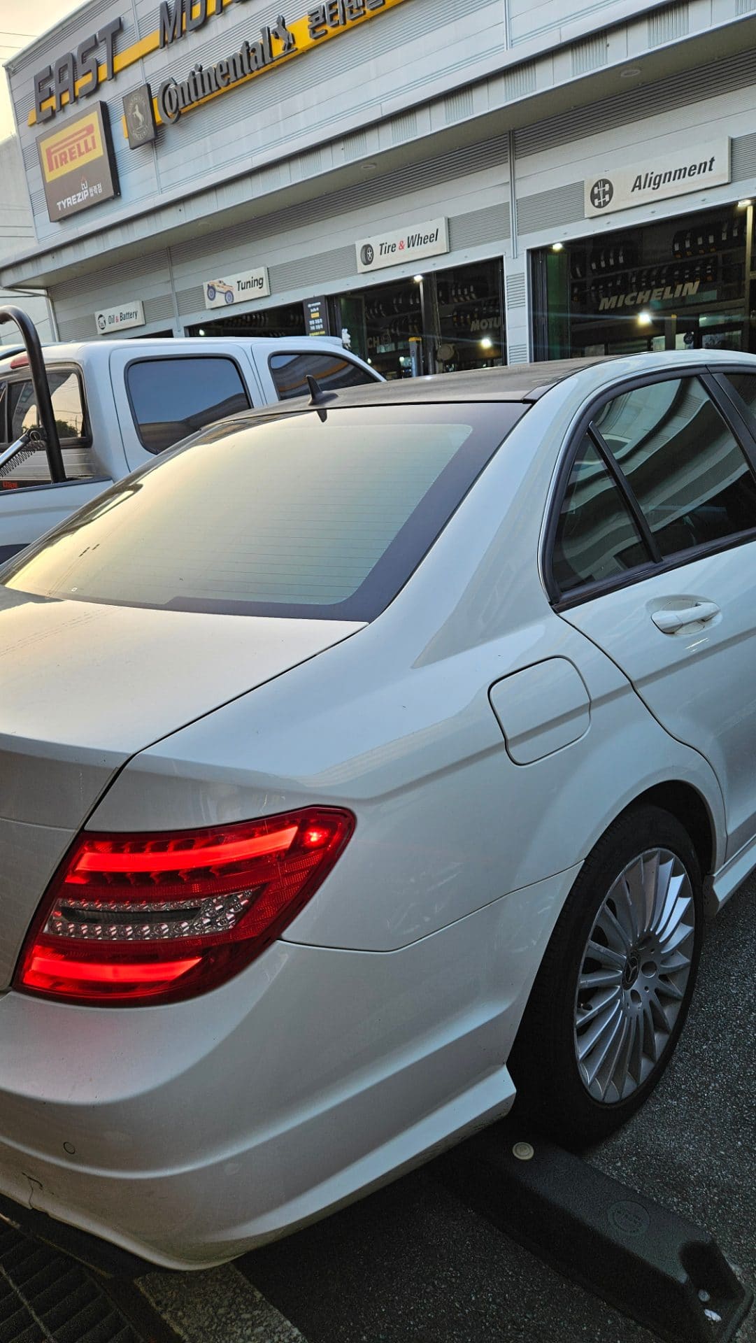 2012 Benz C-Class W204 C200 CGI (542242) pre-producted 2