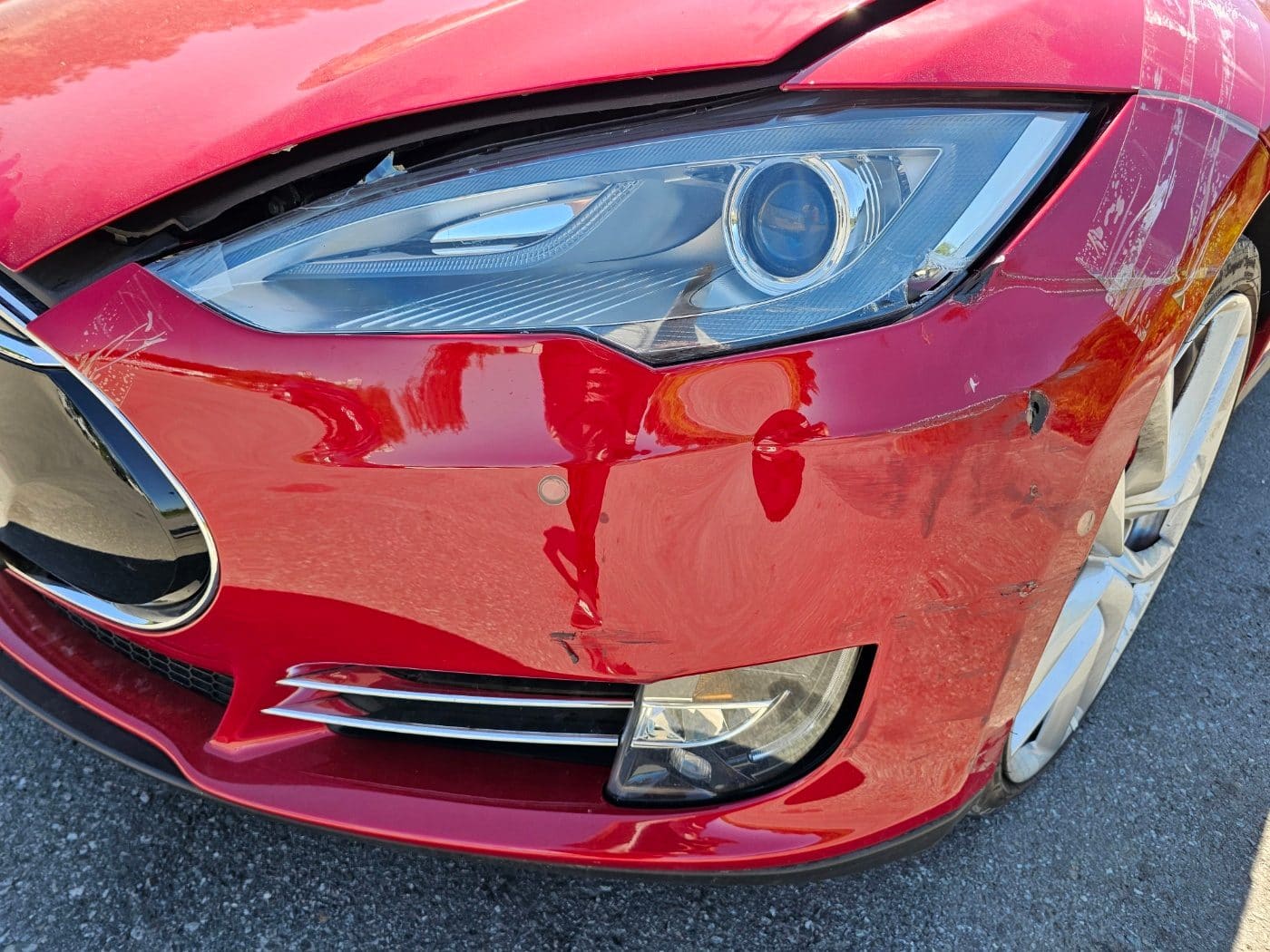 2014 Tesla Model S Performance (S/N: P63705) 8