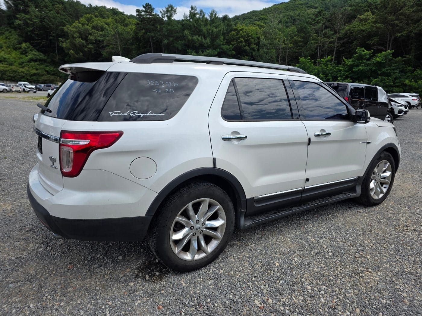 2015 Ford Explorer 3.5 Limited 4WD (S/N: B35188) 4