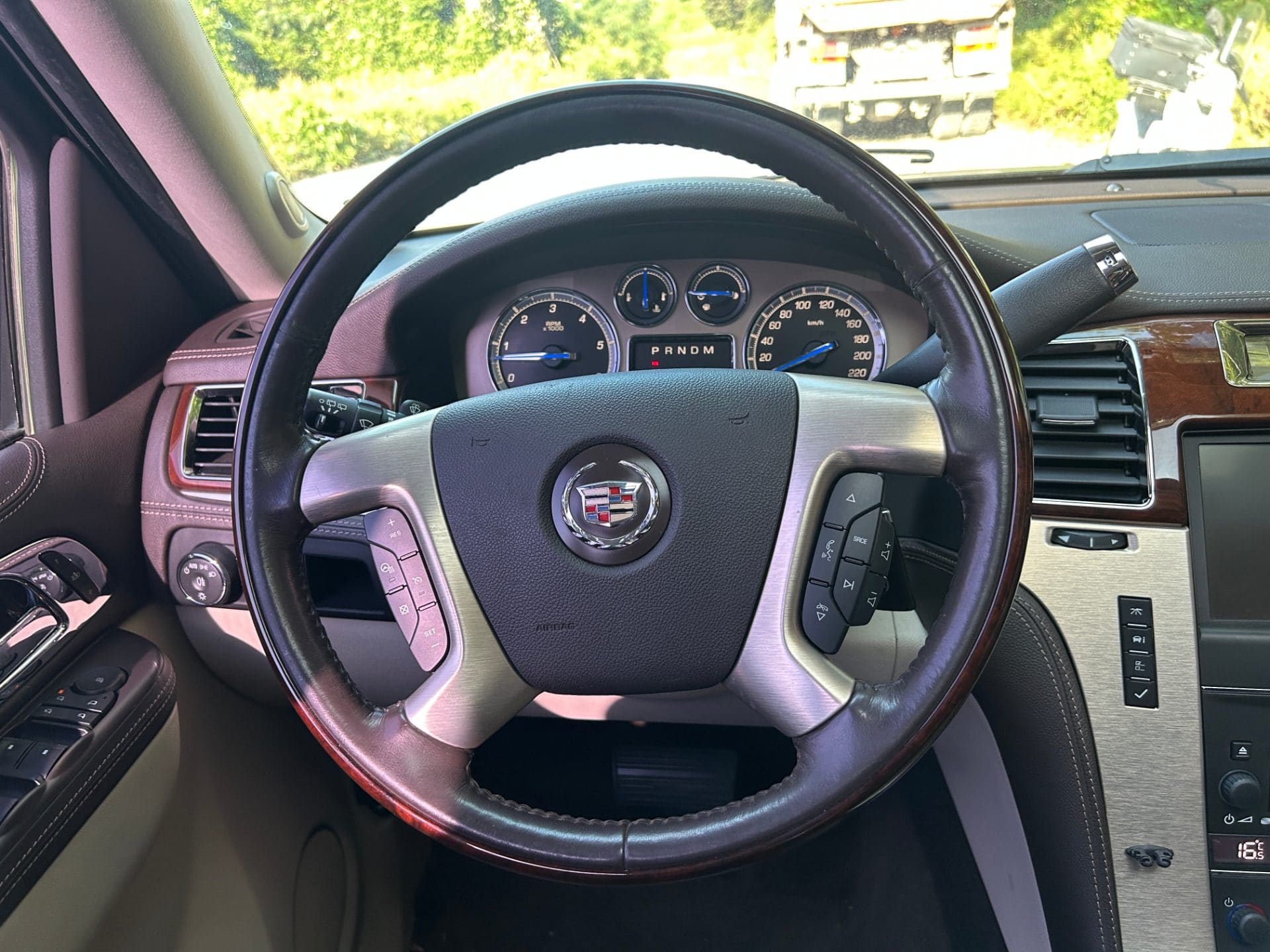 2011 Cadillac Escalade 6.2 (S/N: 281014) 57