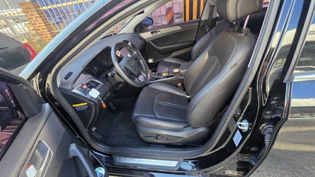 2015 Hyundai LF Sonata 2.4 (065651) pre-producted 10