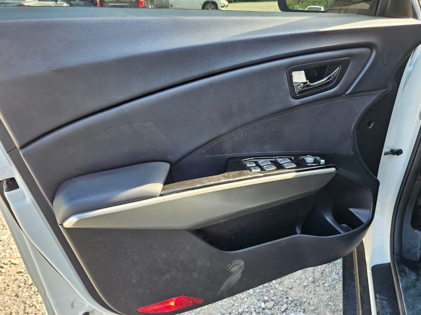 2016 SsangYong Tivoli Gasoline 2WD (S/N: 098670) 32