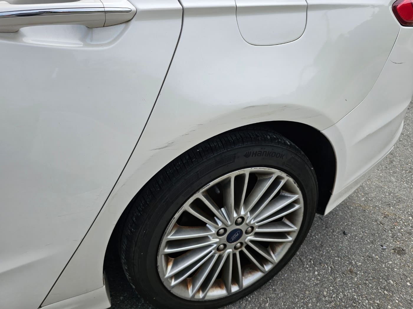 2015 Ford Fusion 2.0 SE (S/N: 155858) 52