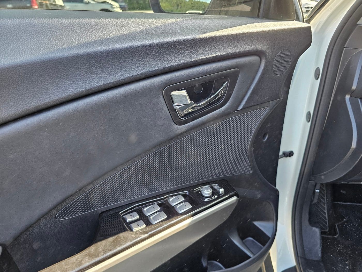 2016 SsangYong Tivoli Gasoline 2WD (S/N: 098670) 33