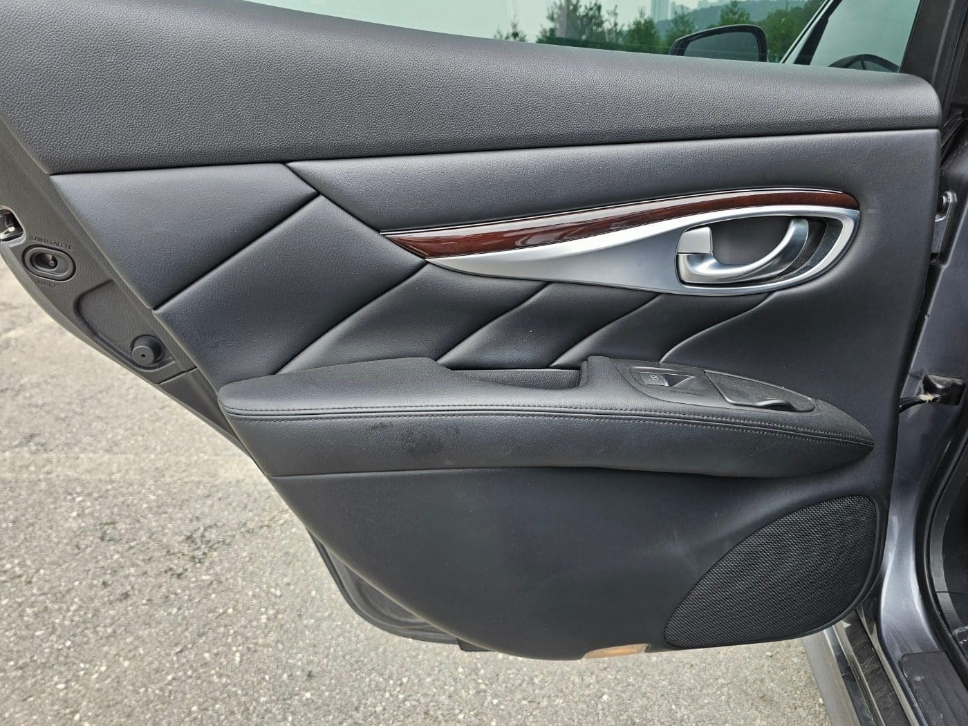2016 Infiniti Q70 3.7 (S/N: 580214) 25