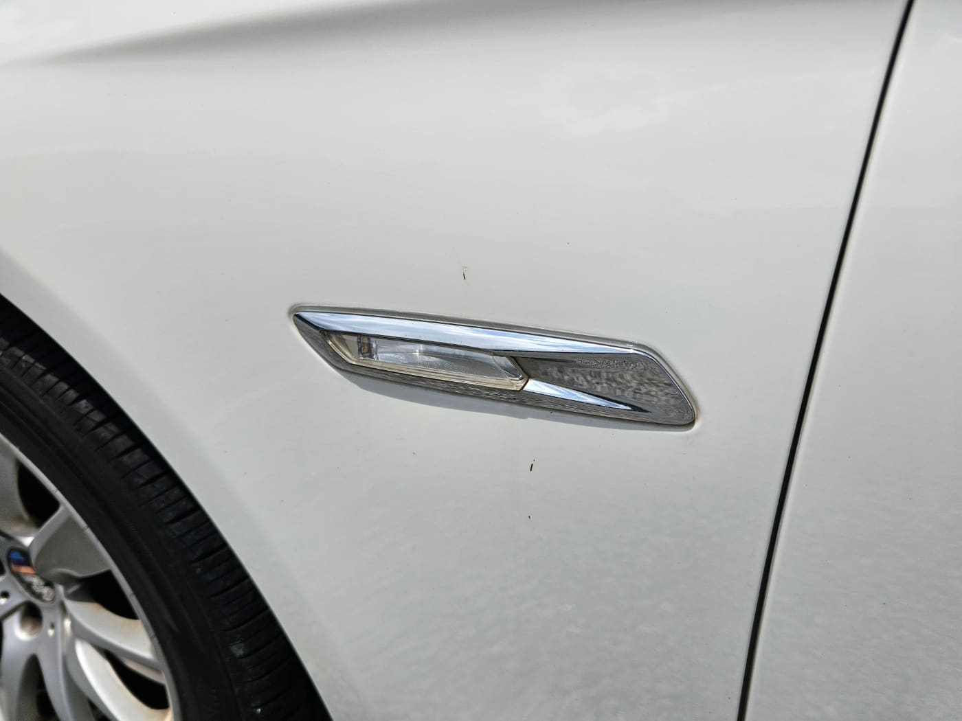 2013 BMW  5 Series (F10) 520d (S/N: Y57947) 18