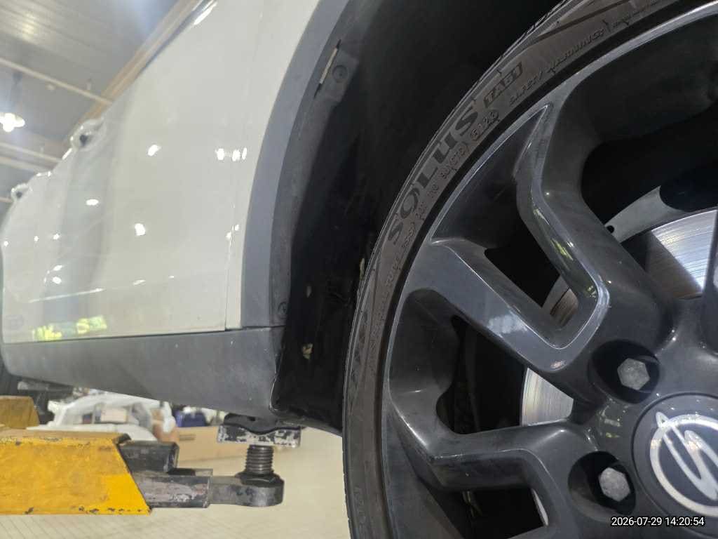 2015 KGM Tivoli Gasoline 2WD 1.6 VX (011673) pre-producted 6